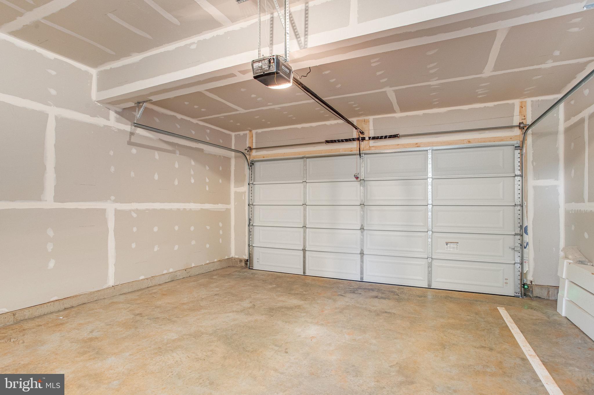 SEASONS AT ROUND MILL MEADOWS - Residential