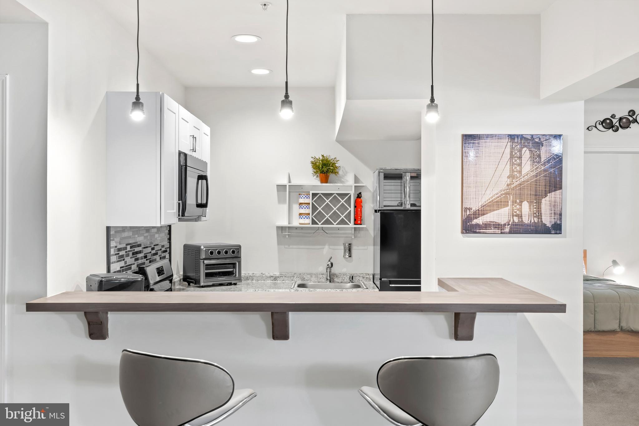 MARLBORO RIDGE - Residential