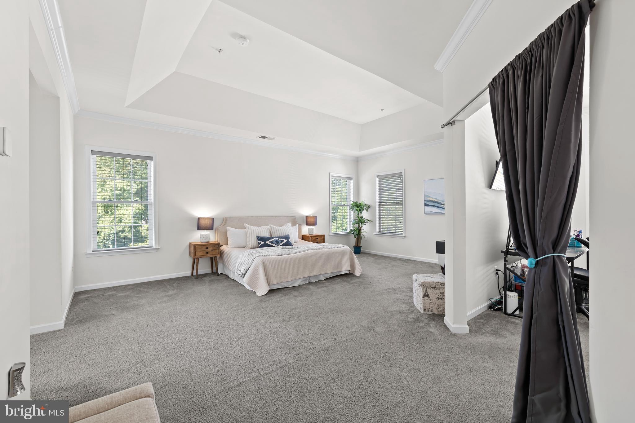 MARLBORO RIDGE - Residential