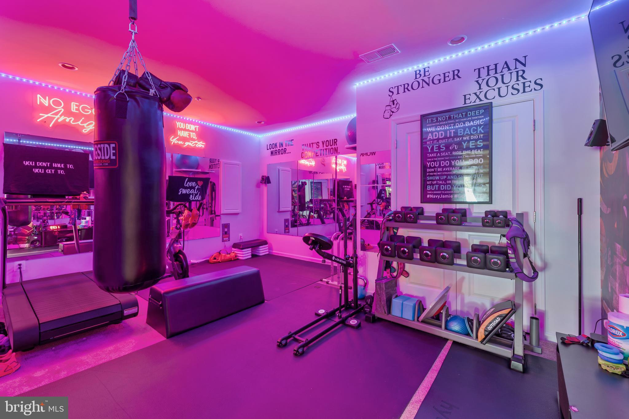 MARLBORO RIDGE - Residential