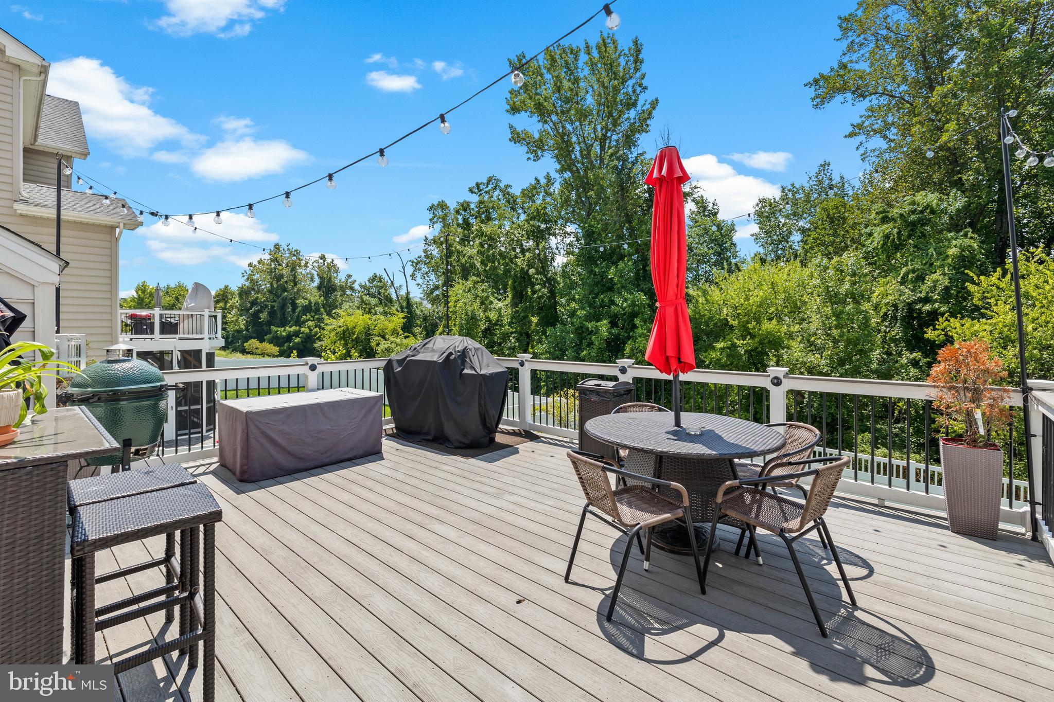 MARLBORO RIDGE - Residential