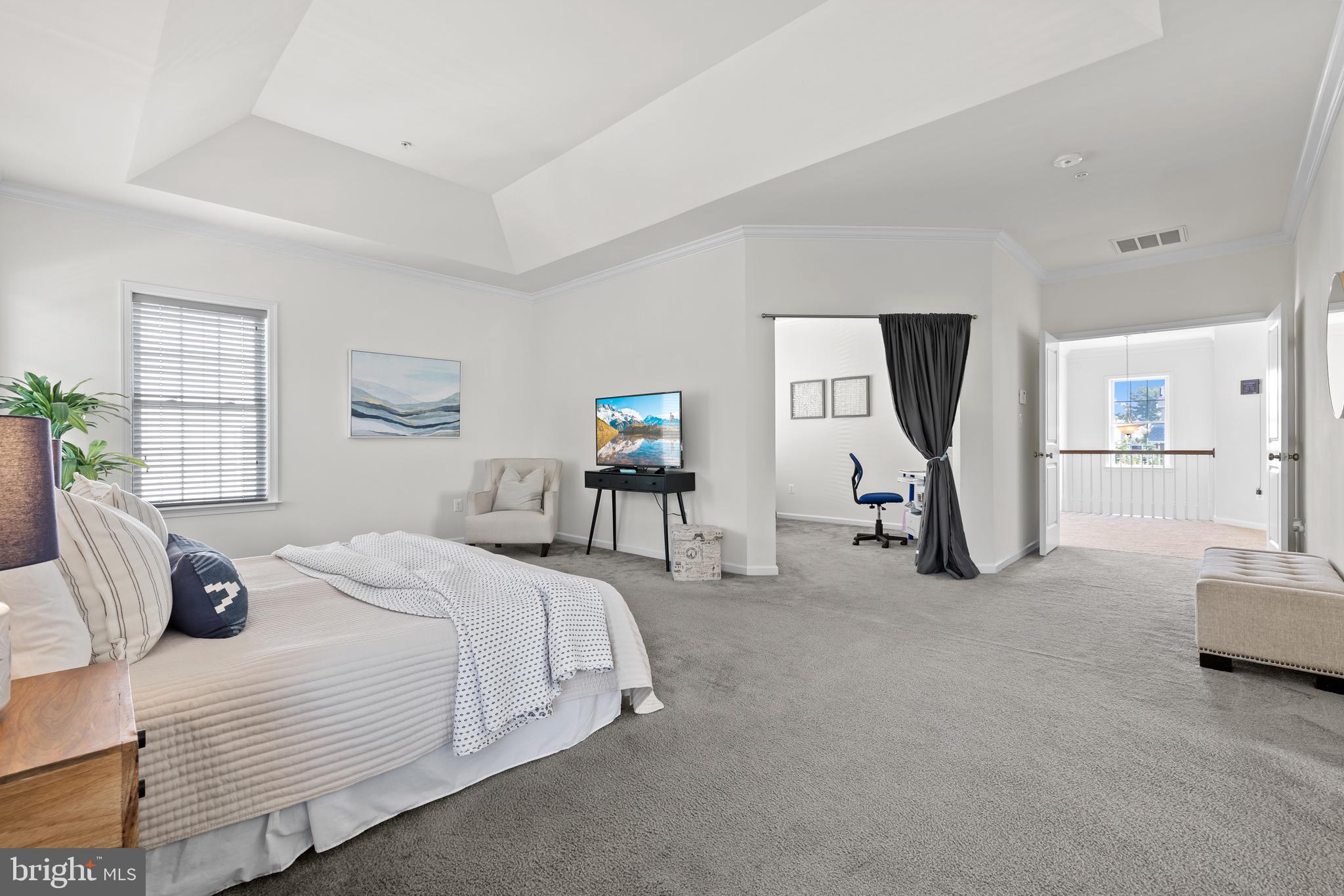 MARLBORO RIDGE - Residential