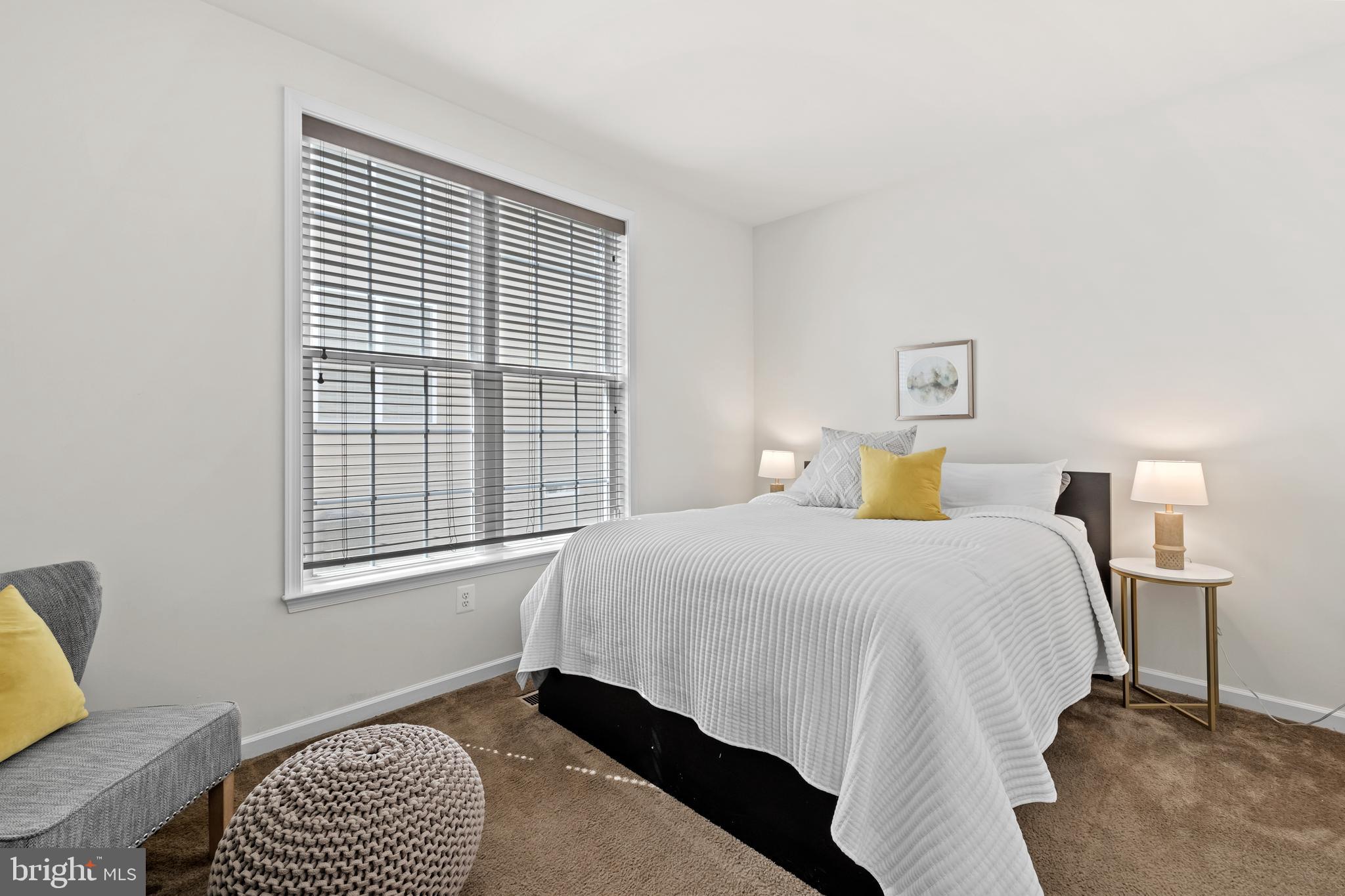 MARLBORO RIDGE - Residential