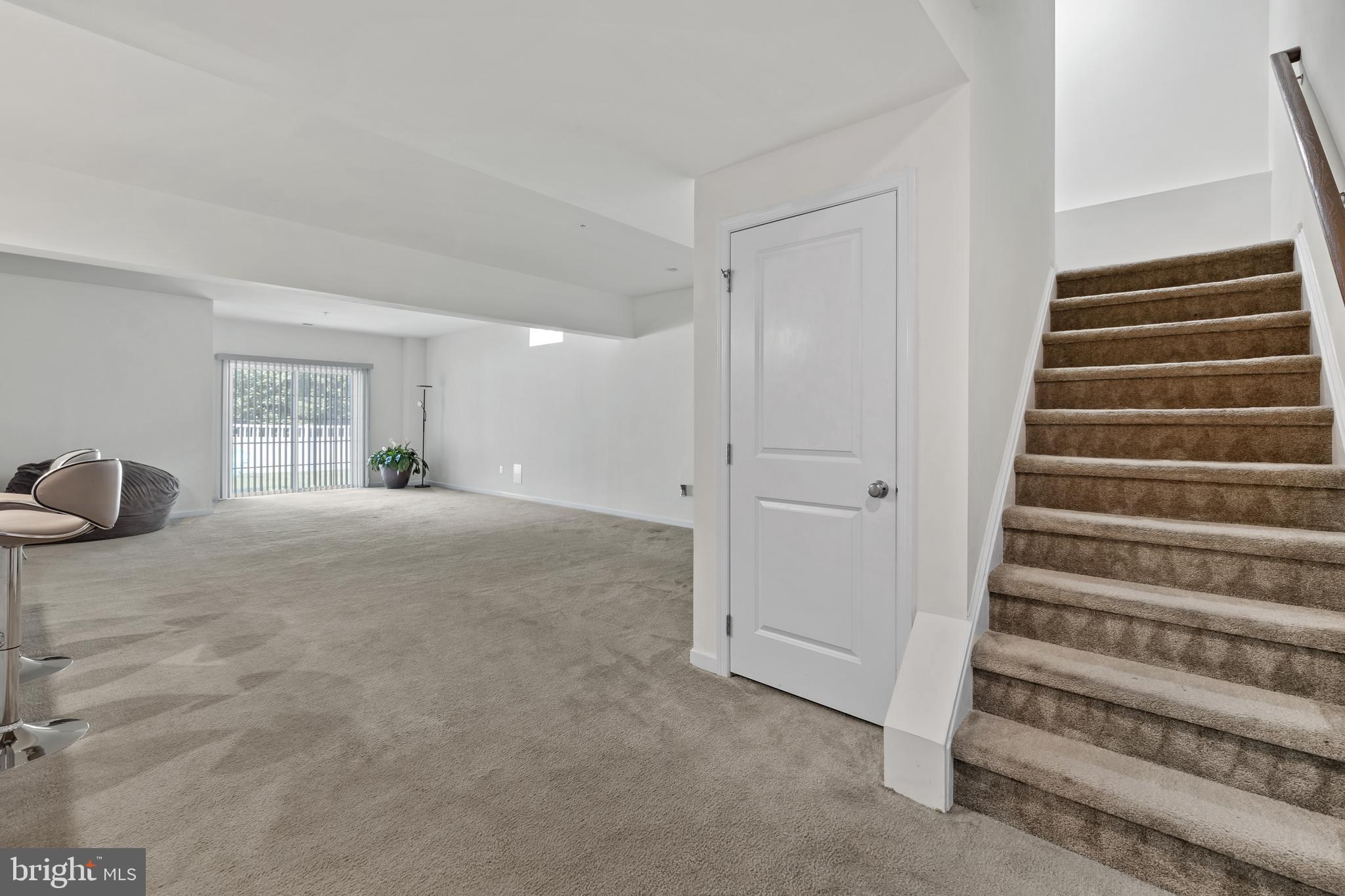 MARLBORO RIDGE - Residential