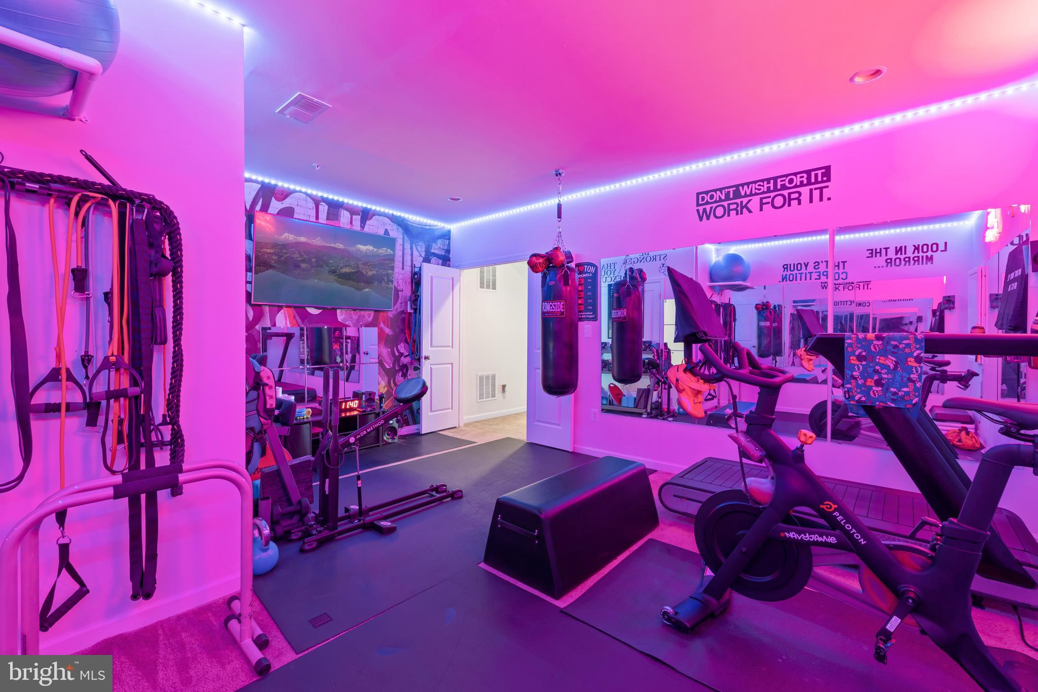 MARLBORO RIDGE - Residential