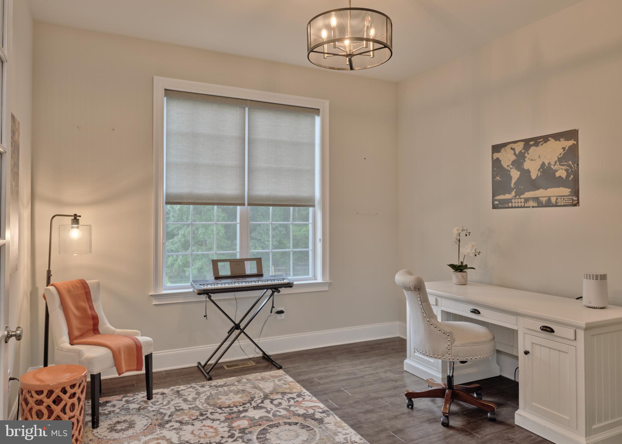 ESTATE AT MILL CREEK - Residential