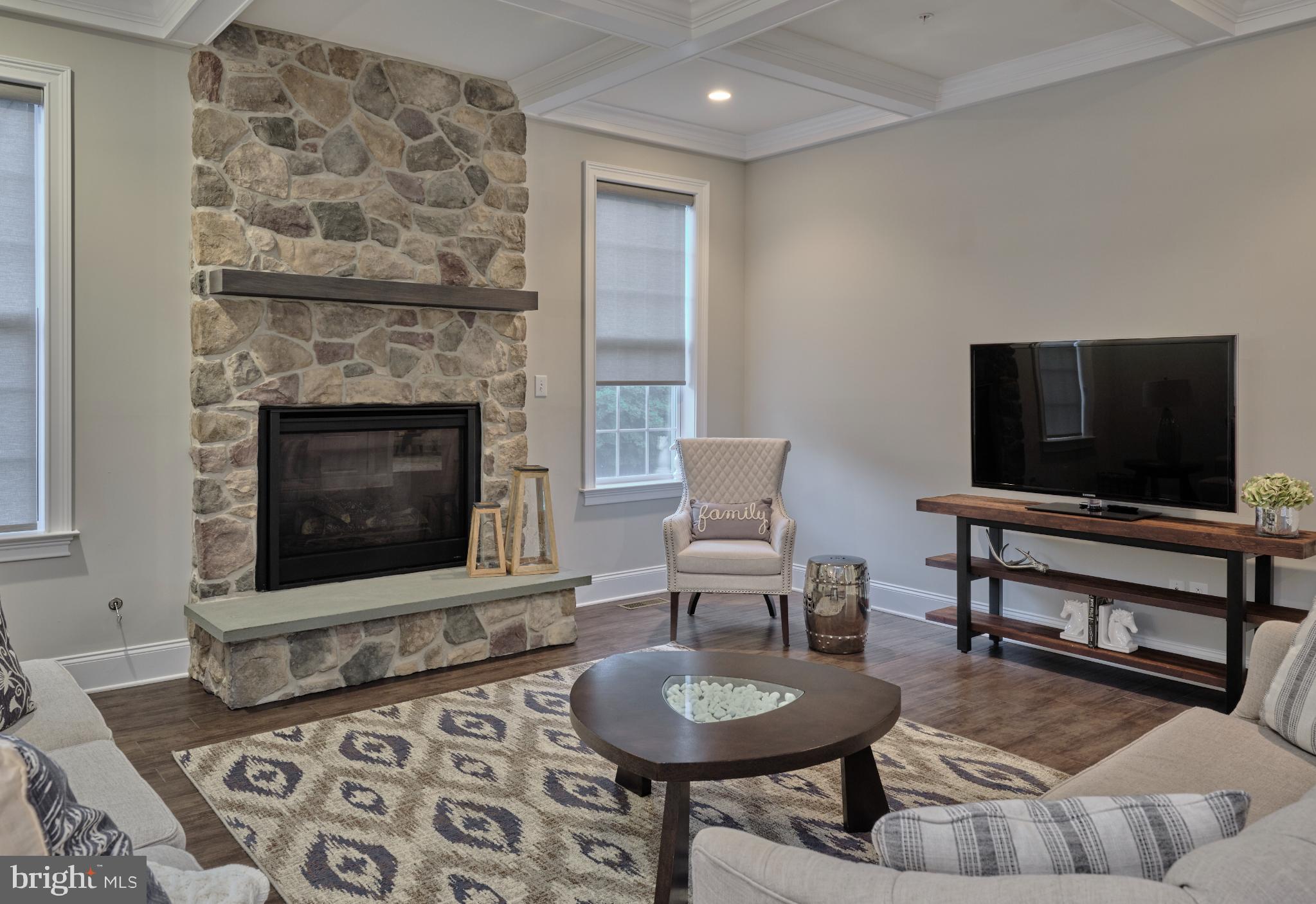 ESTATE AT MILL CREEK - Residential