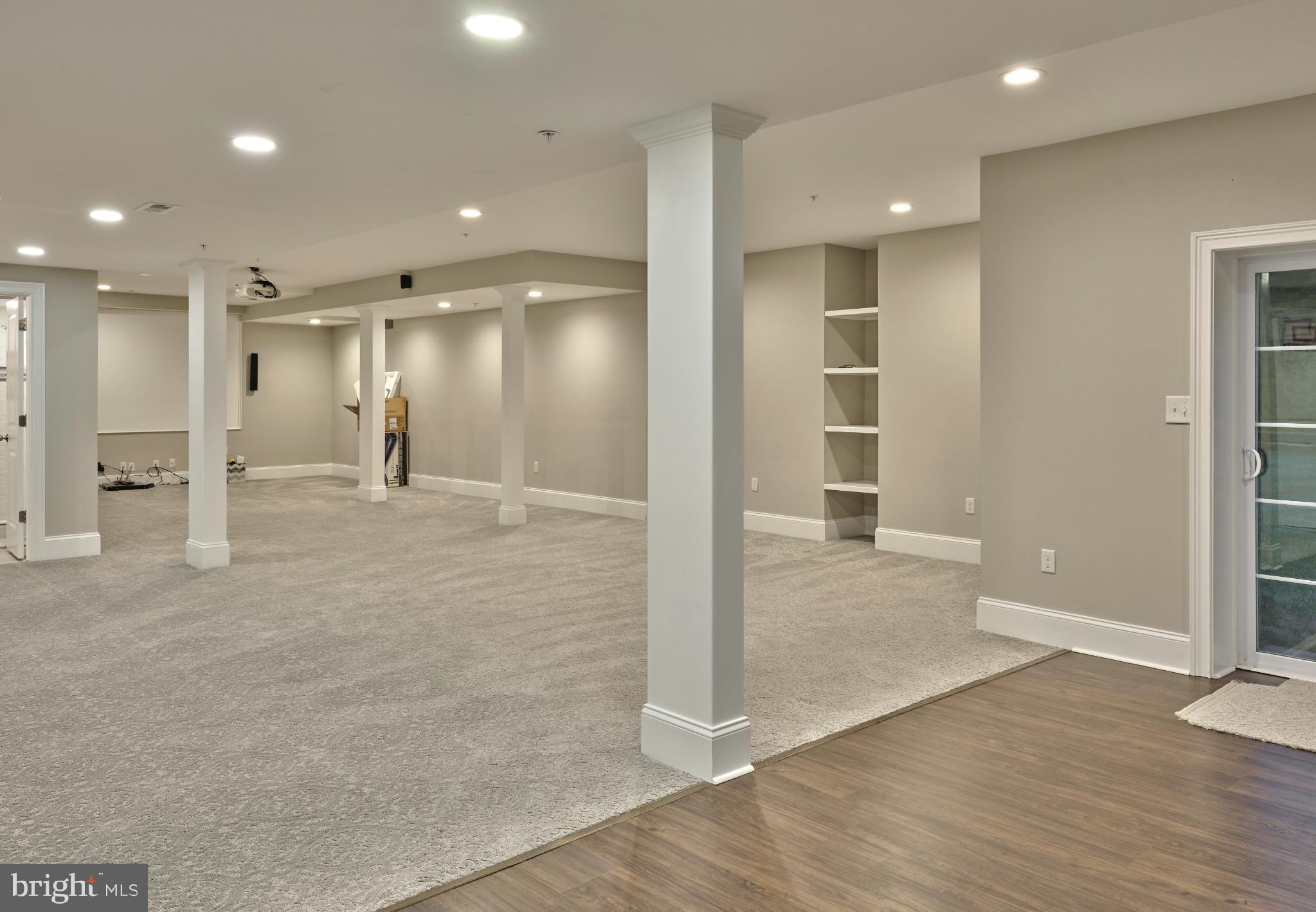 ESTATE AT MILL CREEK - Residential