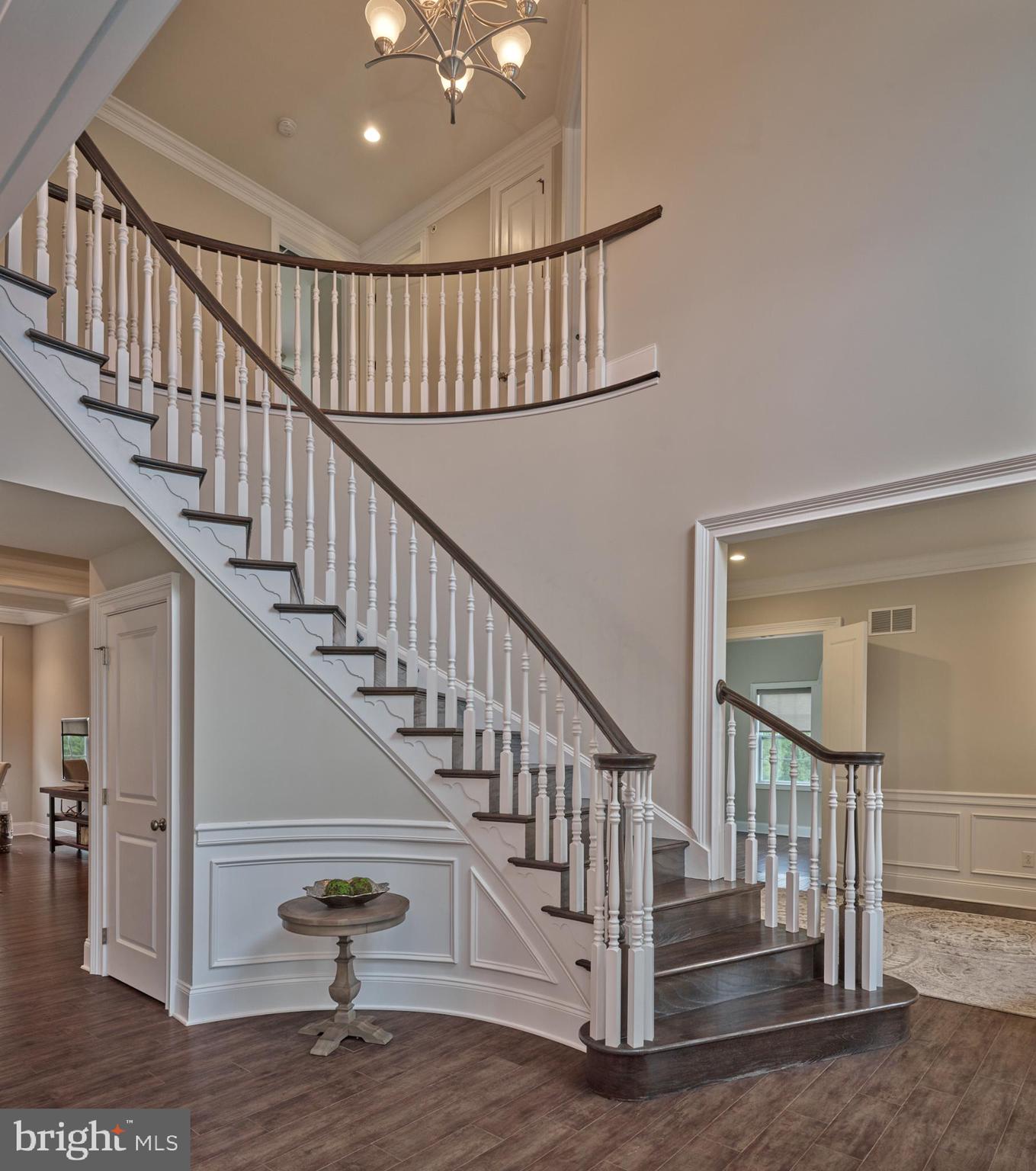 ESTATE AT MILL CREEK - Residential