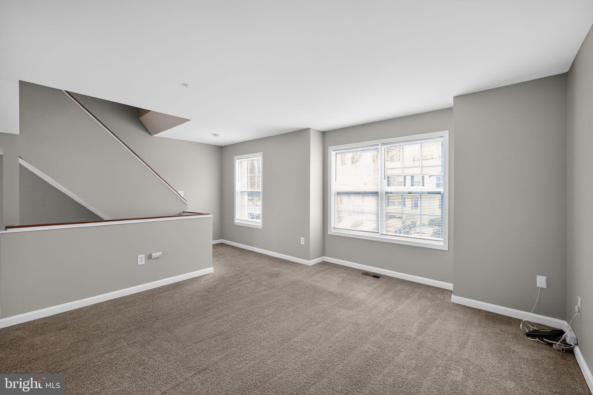 KINGS POINT - Residential