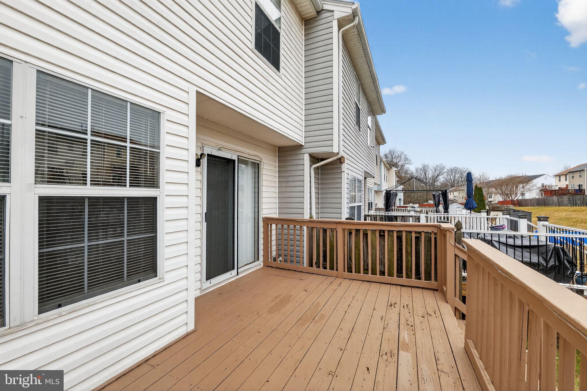 KINGS POINT - Residential