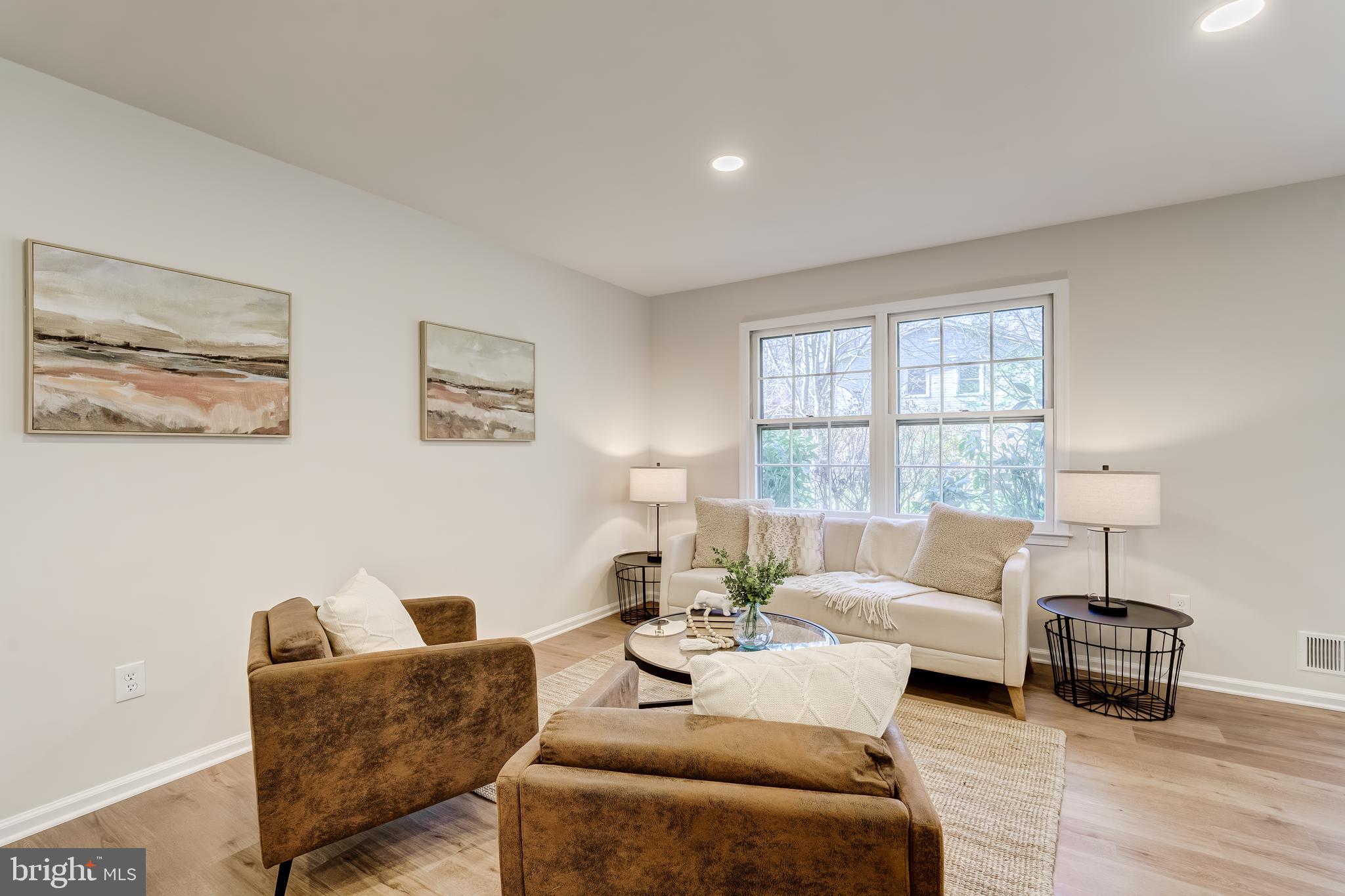 BRIARWOOD - Residential