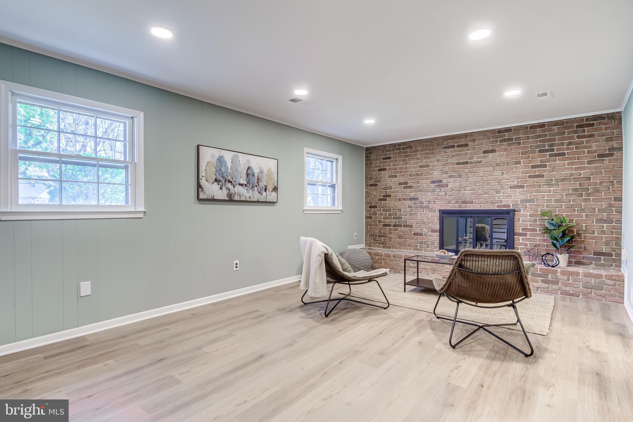 BRIARWOOD - Residential