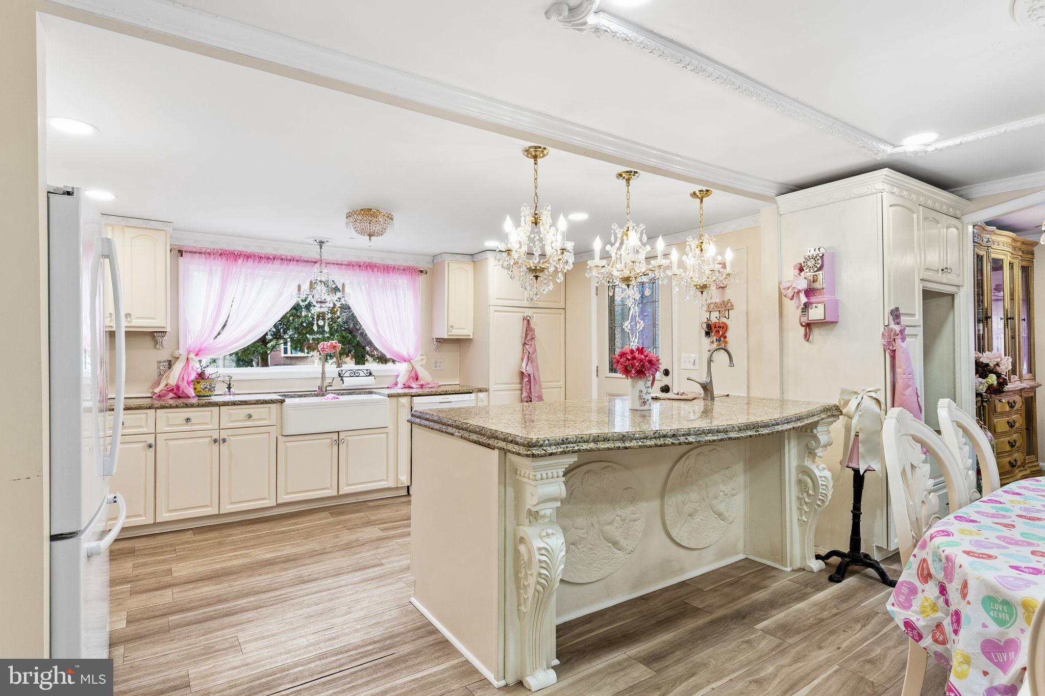 RISING SUN - Residential