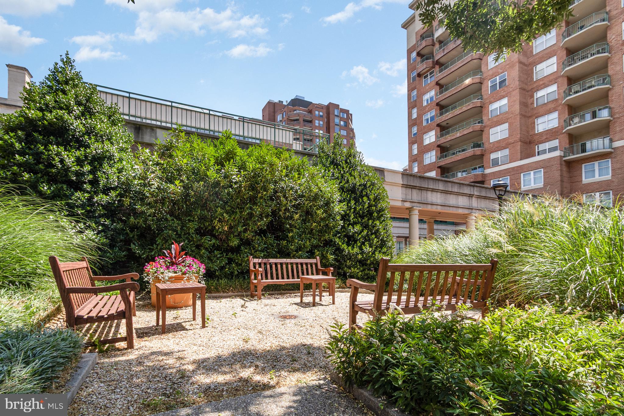 TUSCANY-CANTERBURY - Residential