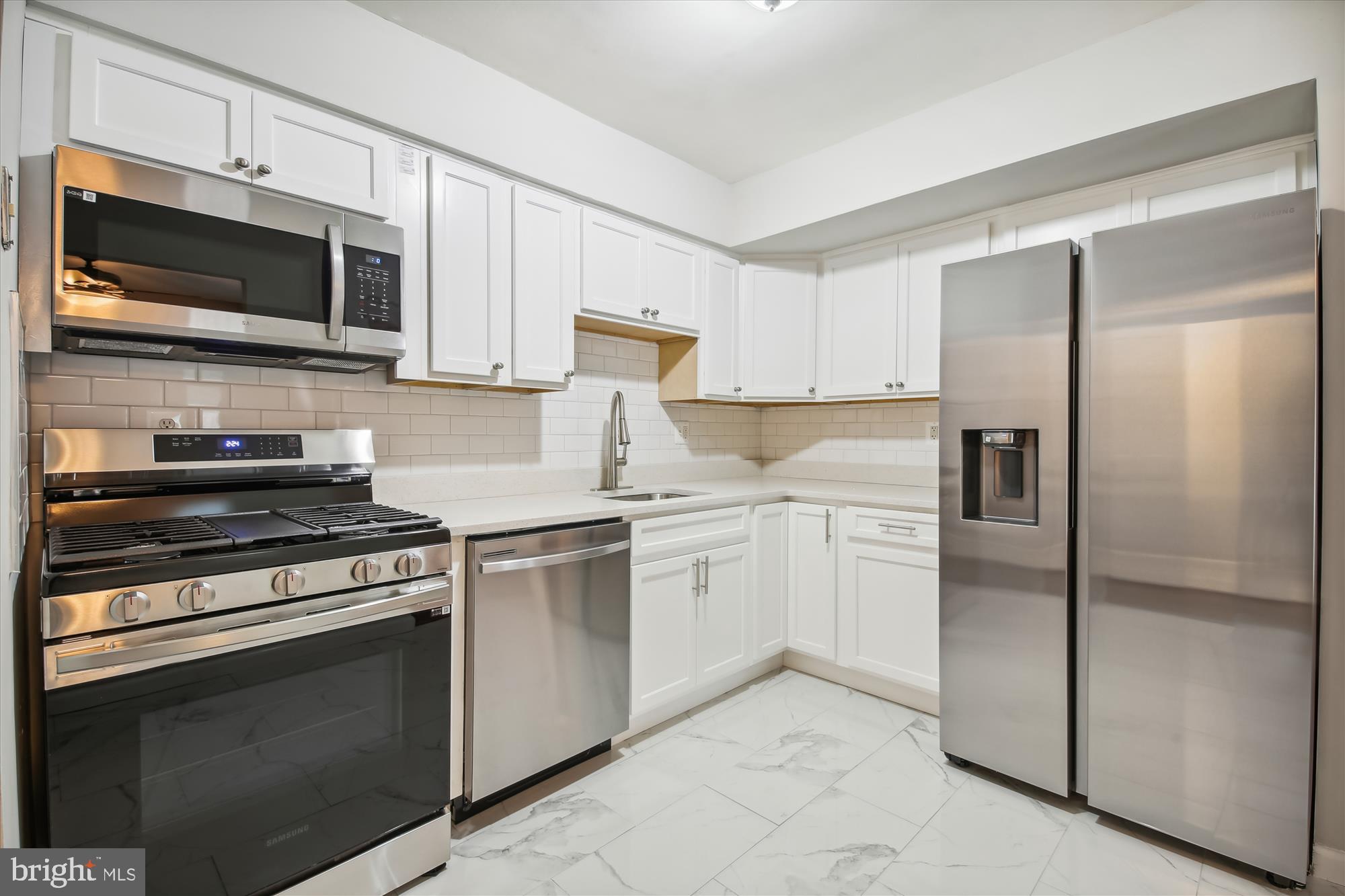 DEEPWOOD - Residential