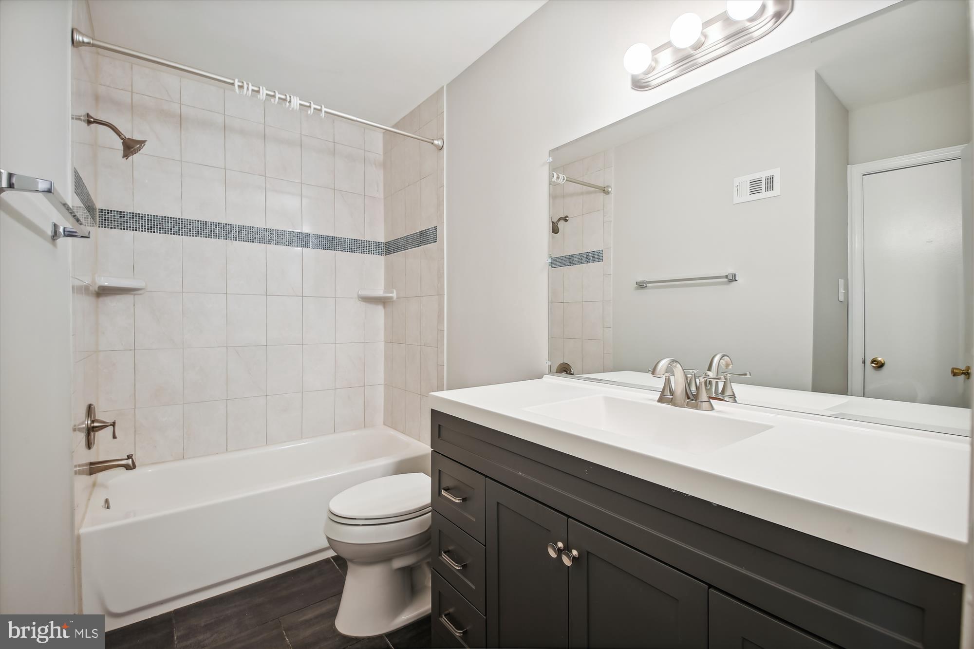 DEEPWOOD - Residential