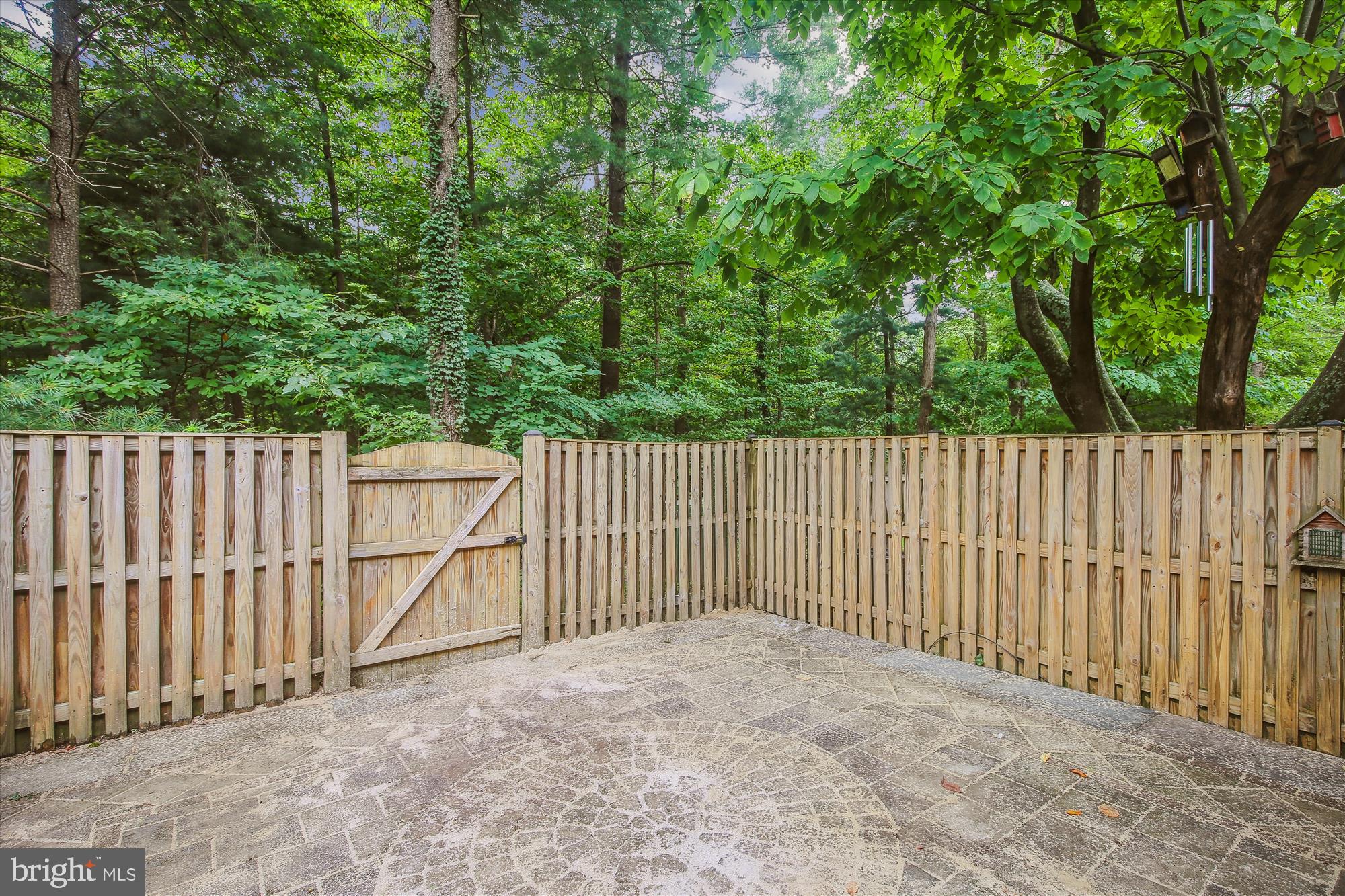 DEEPWOOD - Residential