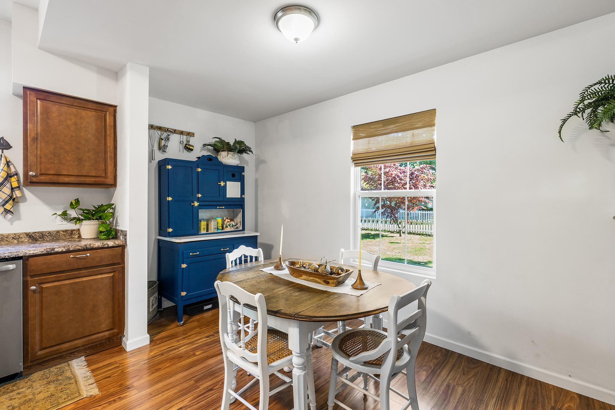 DENTON NARROWS - Residential