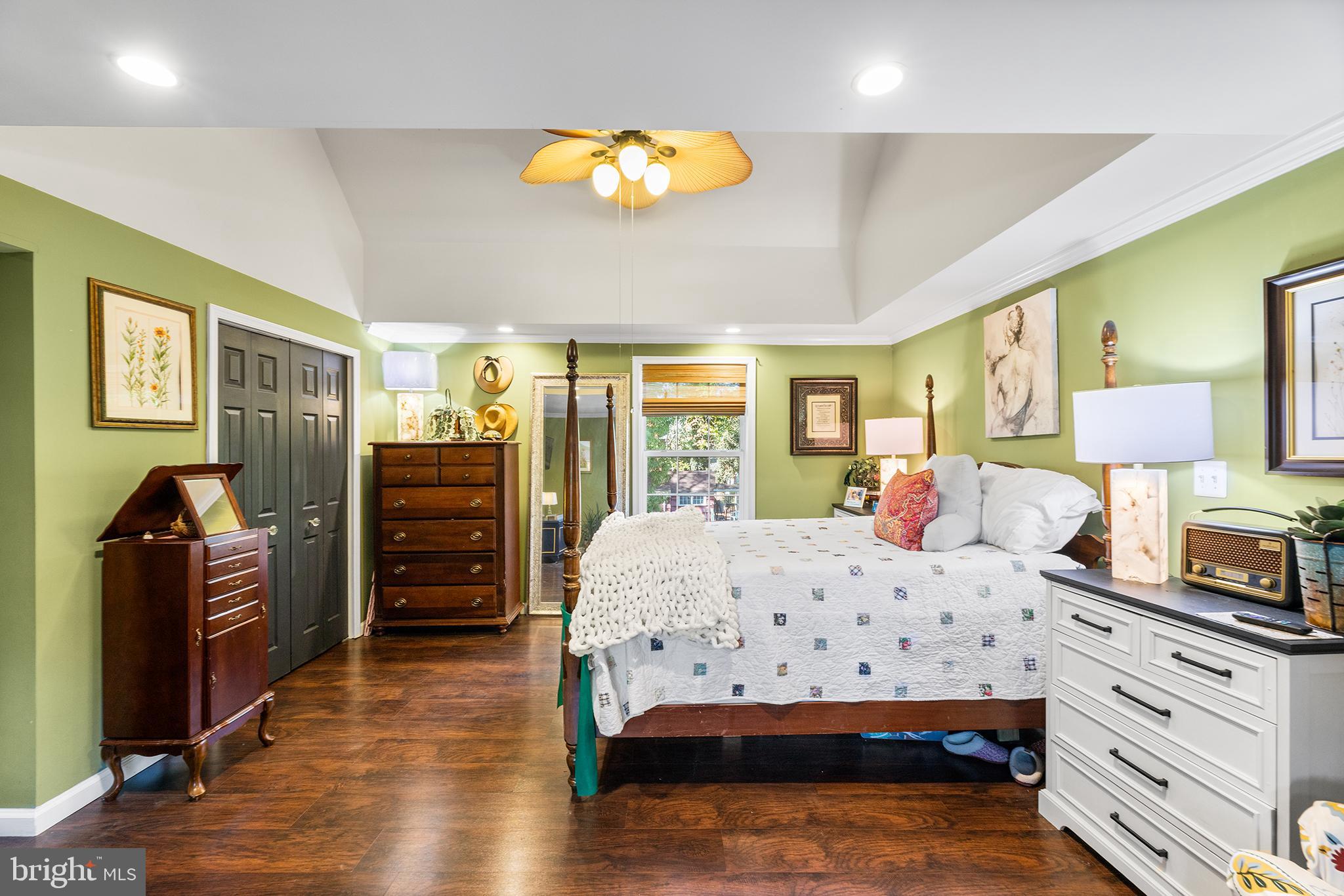 DENTON NARROWS - Residential