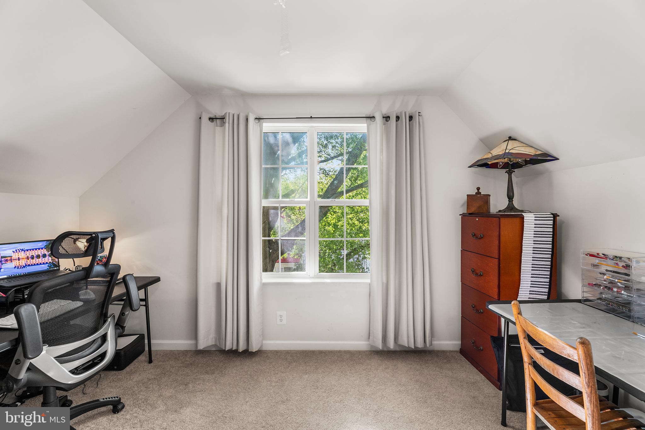 DENTON NARROWS - Residential