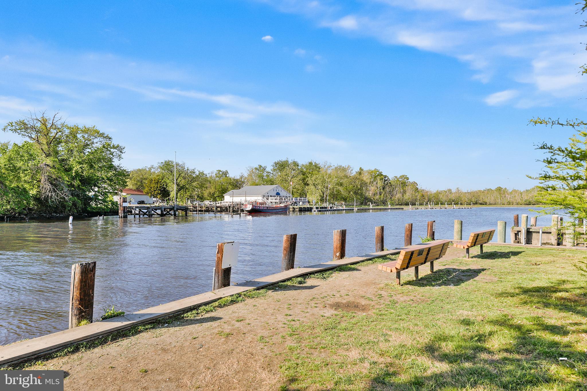 DENTON NARROWS - Residential