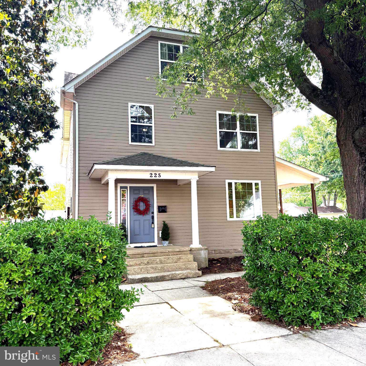 DENTON NARROWS - Residential