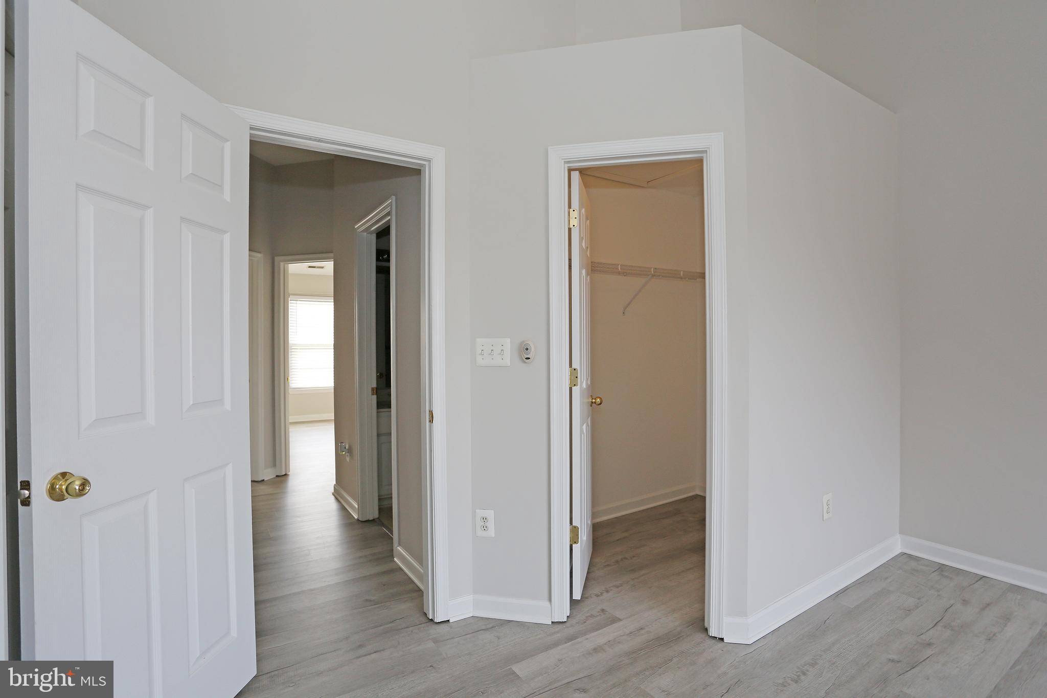 EATON SQUARE - Residential