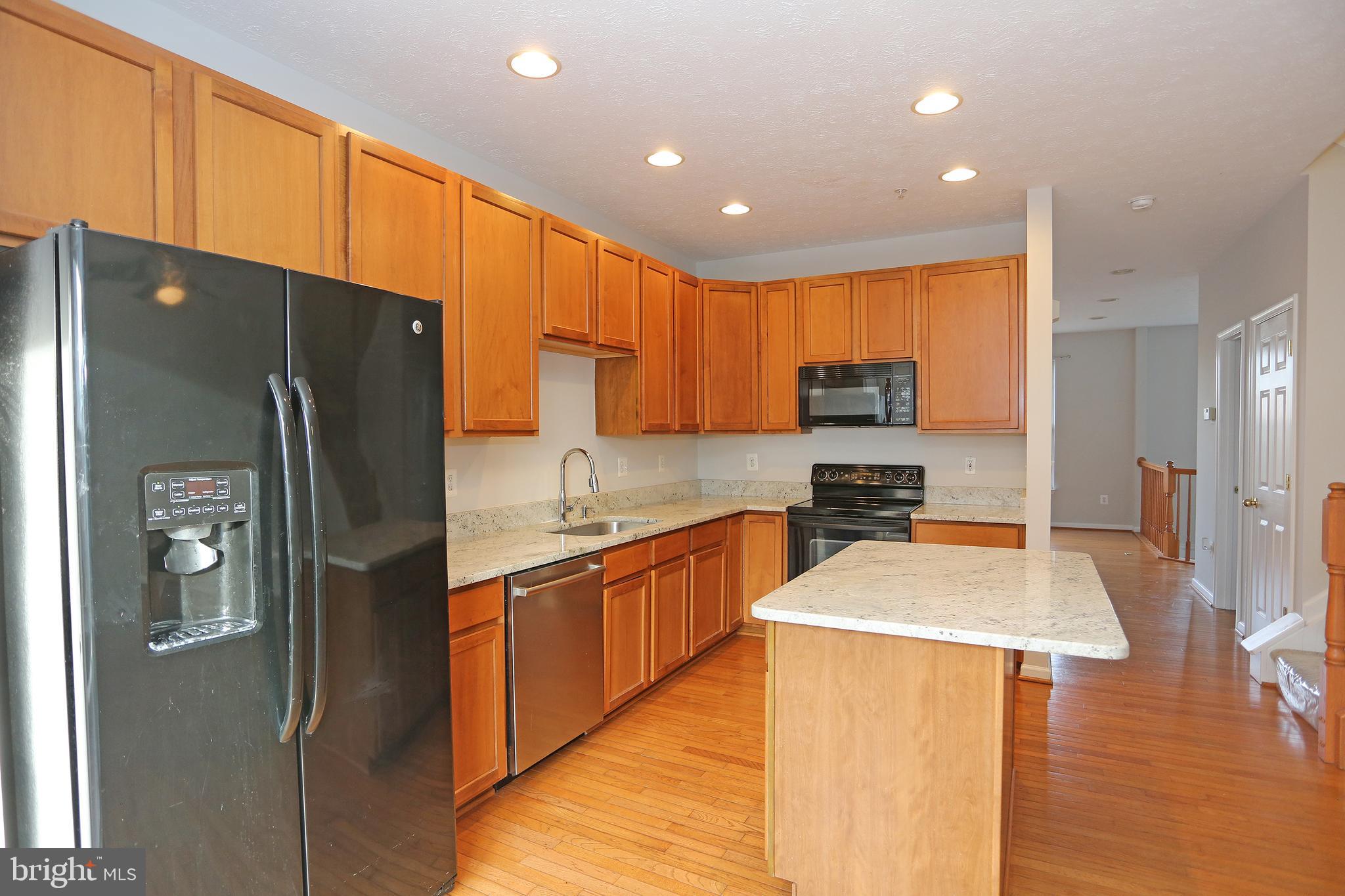 EATON SQUARE - Residential