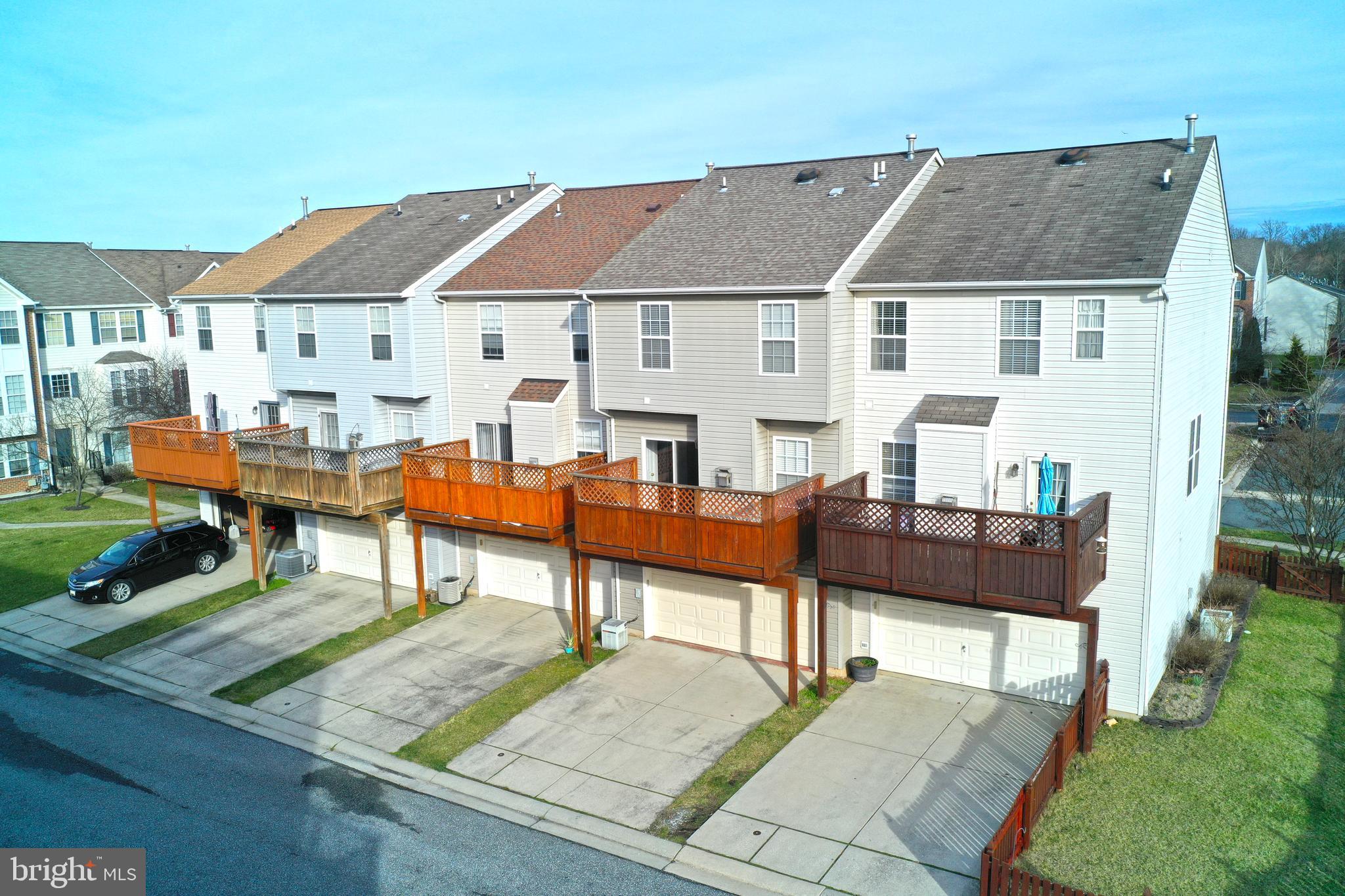 EATON SQUARE - Residential