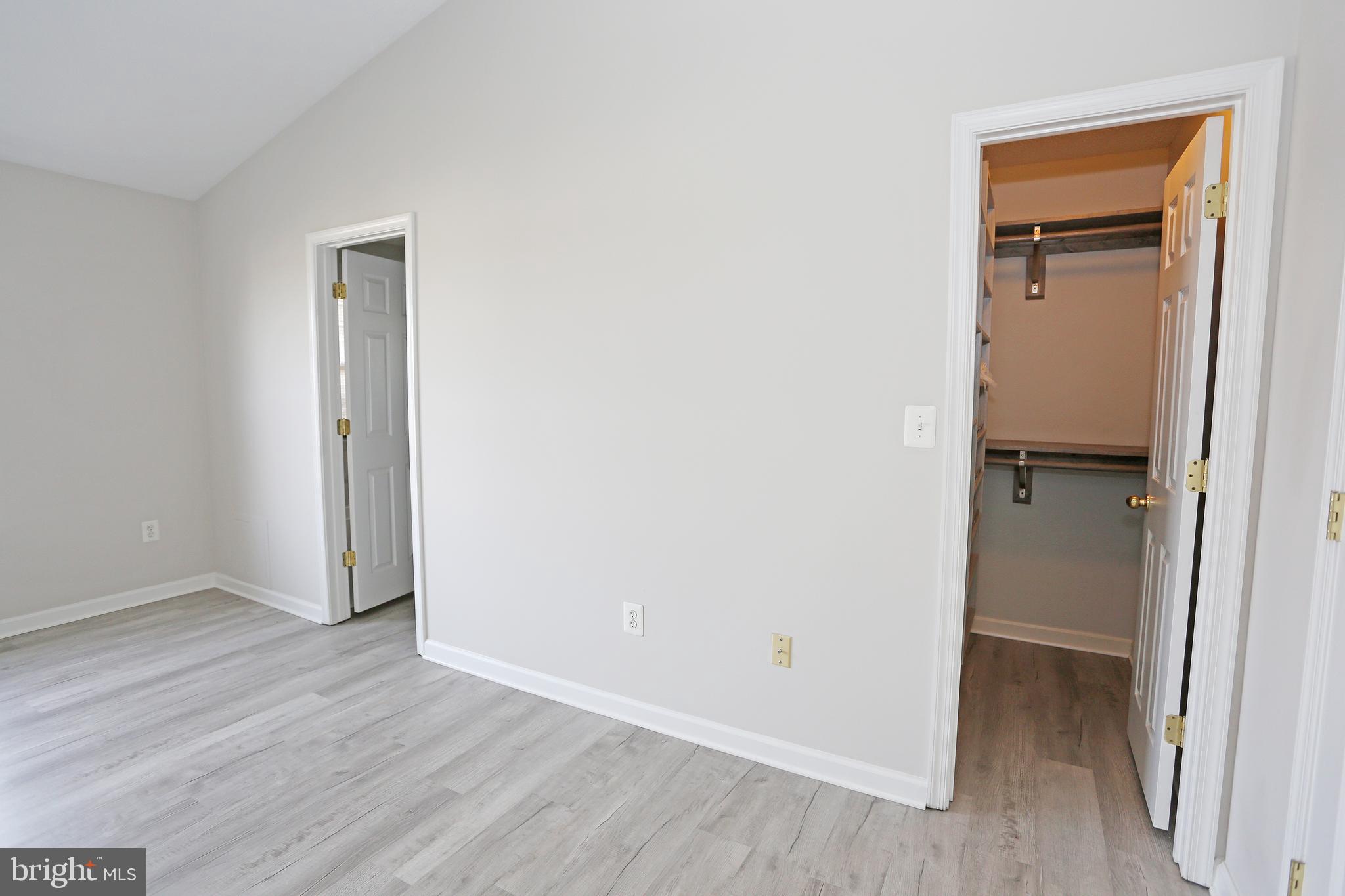 EATON SQUARE - Residential