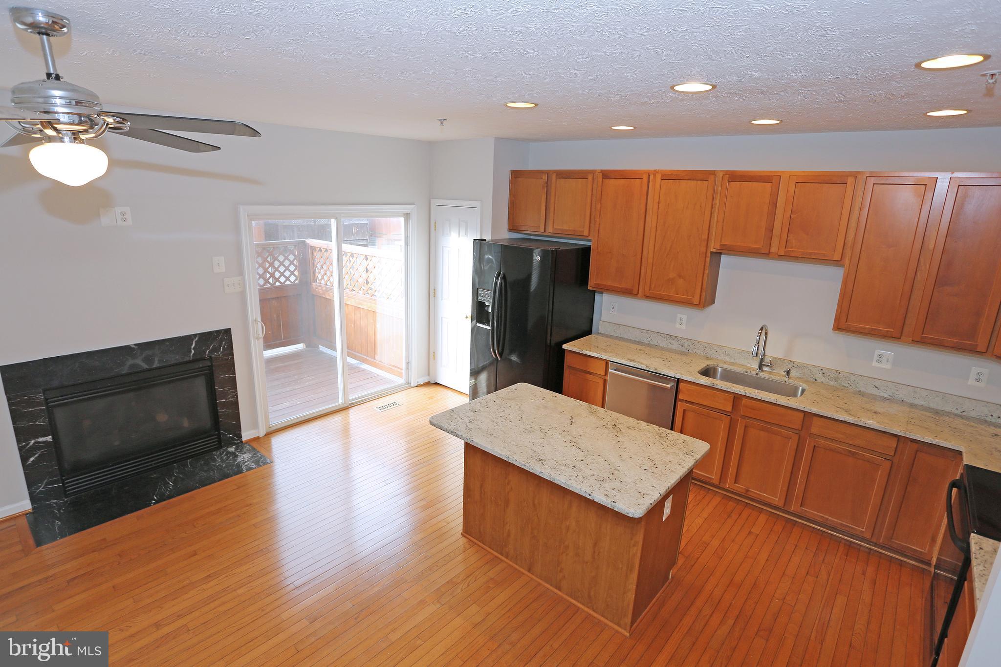 EATON SQUARE - Residential