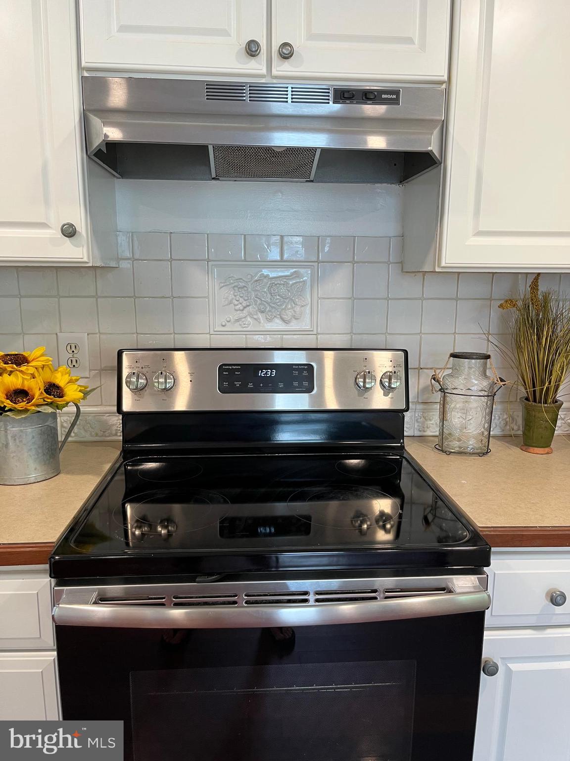 MCKINSEY WOODS - Residential