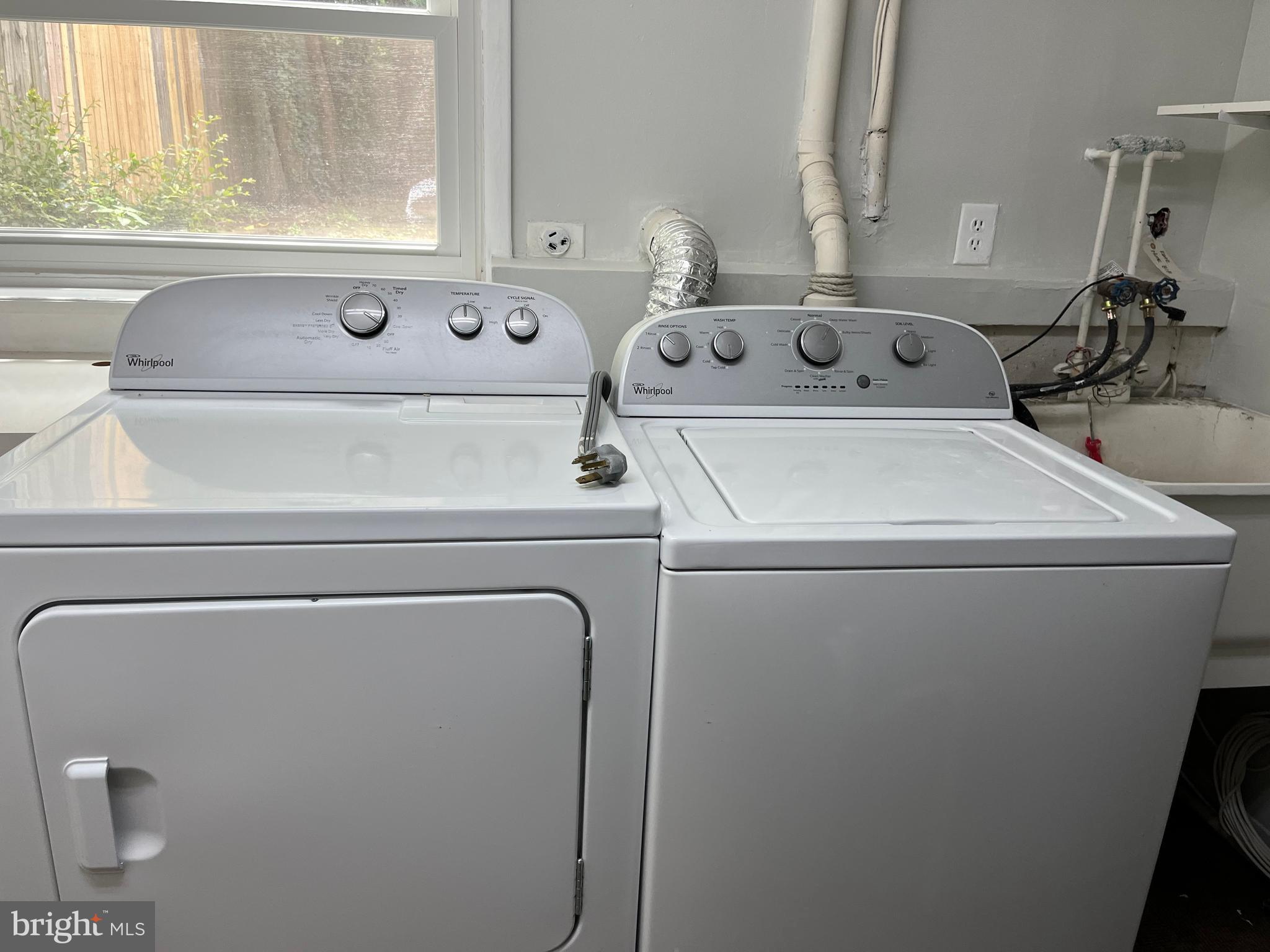 MCKINSEY WOODS - Residential