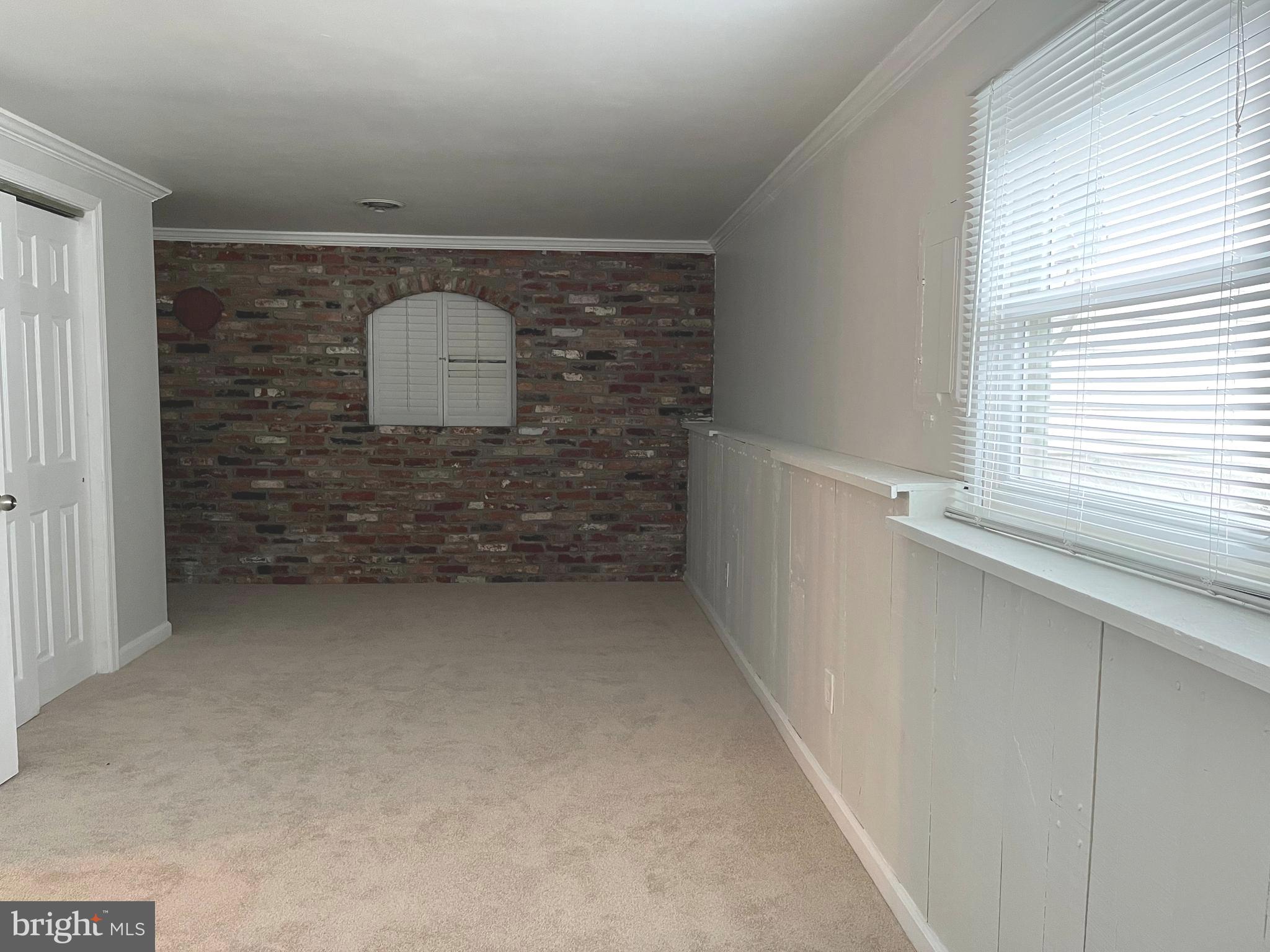 MCKINSEY WOODS - Residential