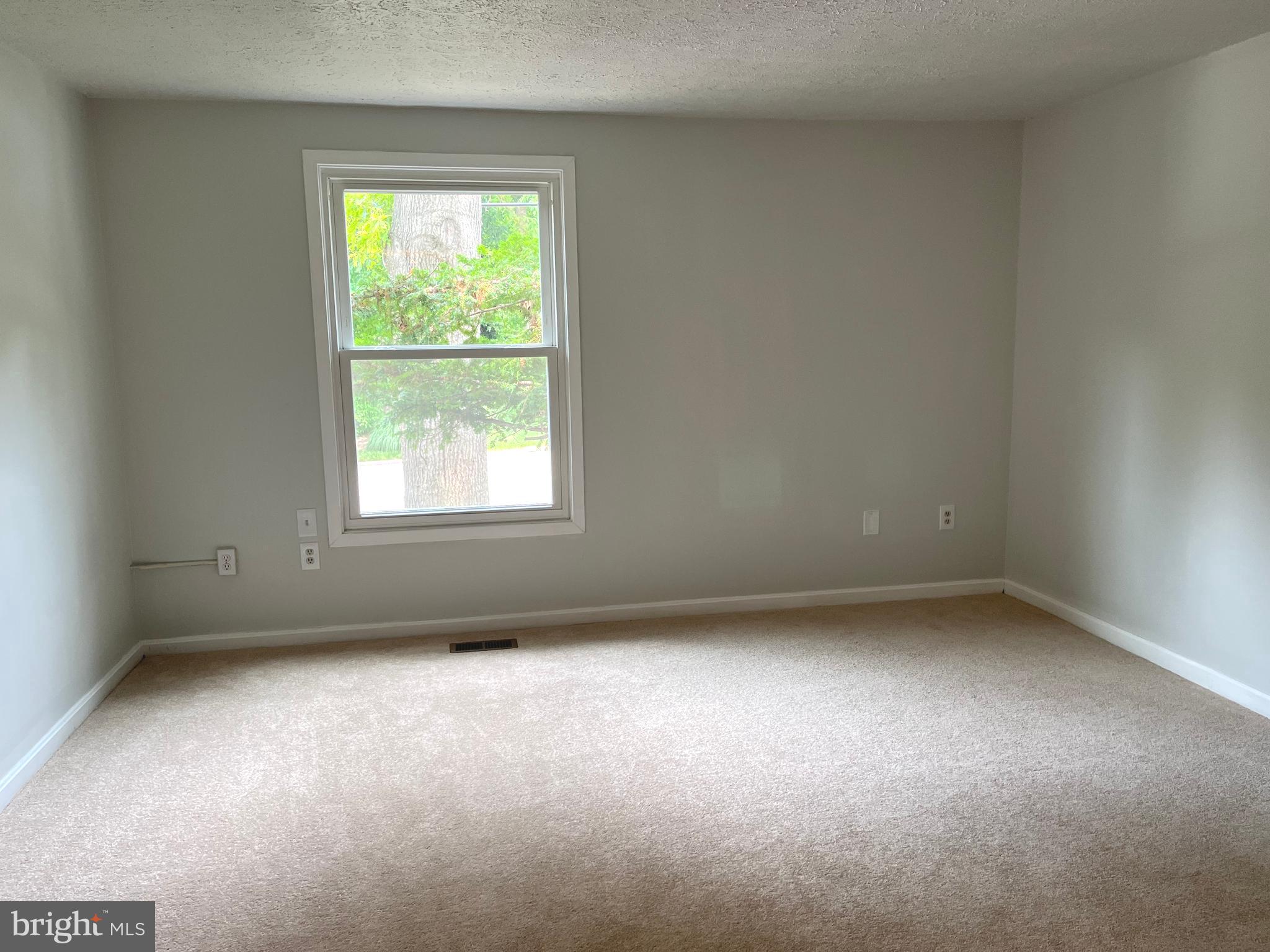 MCKINSEY WOODS - Residential