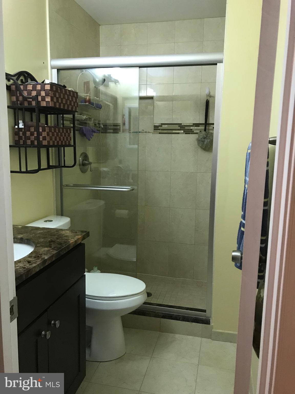 WOODWALK - Residential Lease