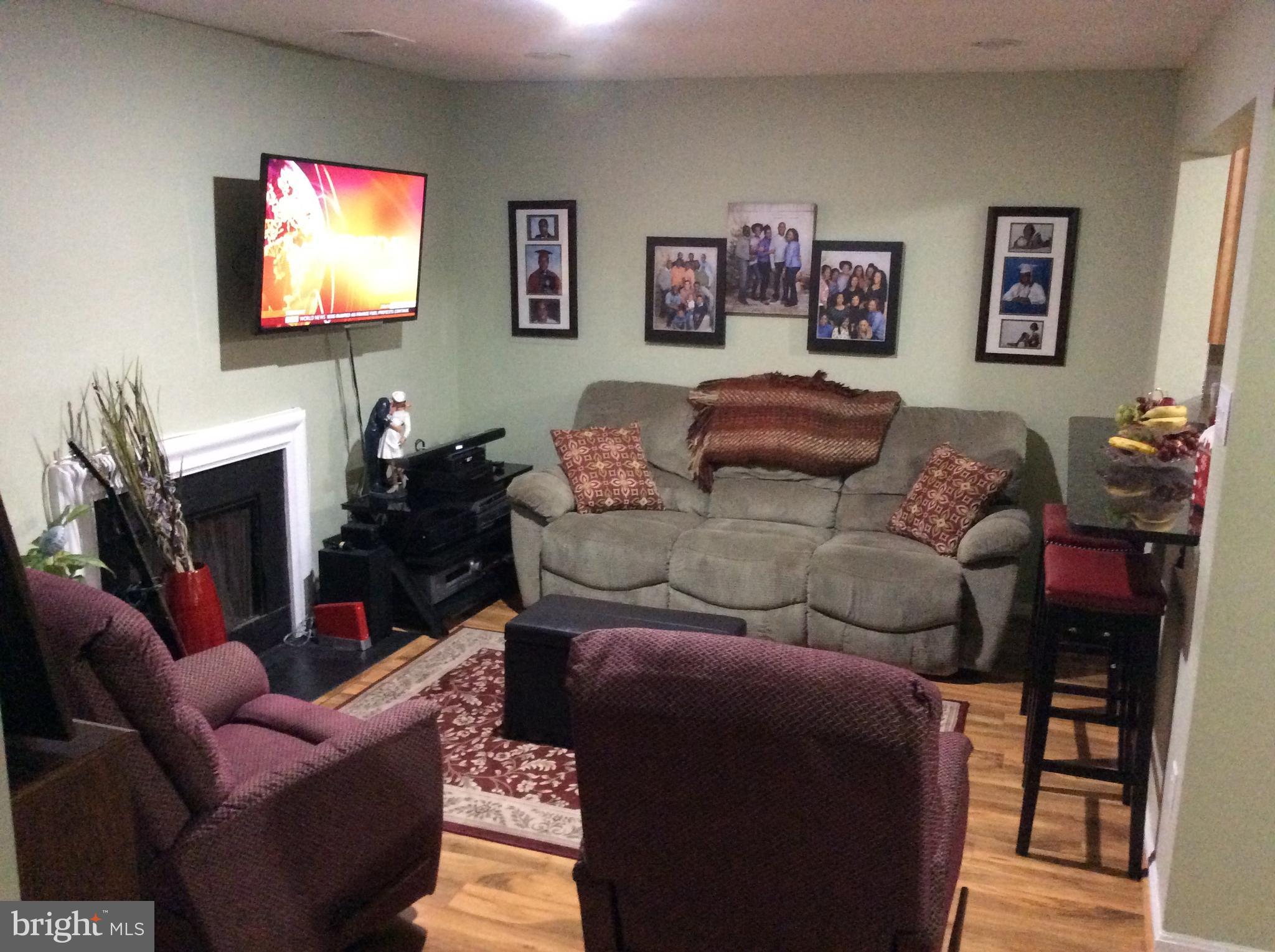 WOODWALK - Residential Lease