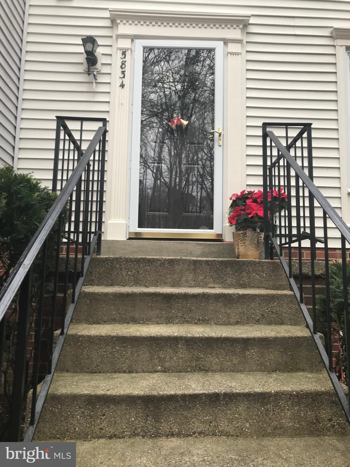 WOODWALK - Residential Lease