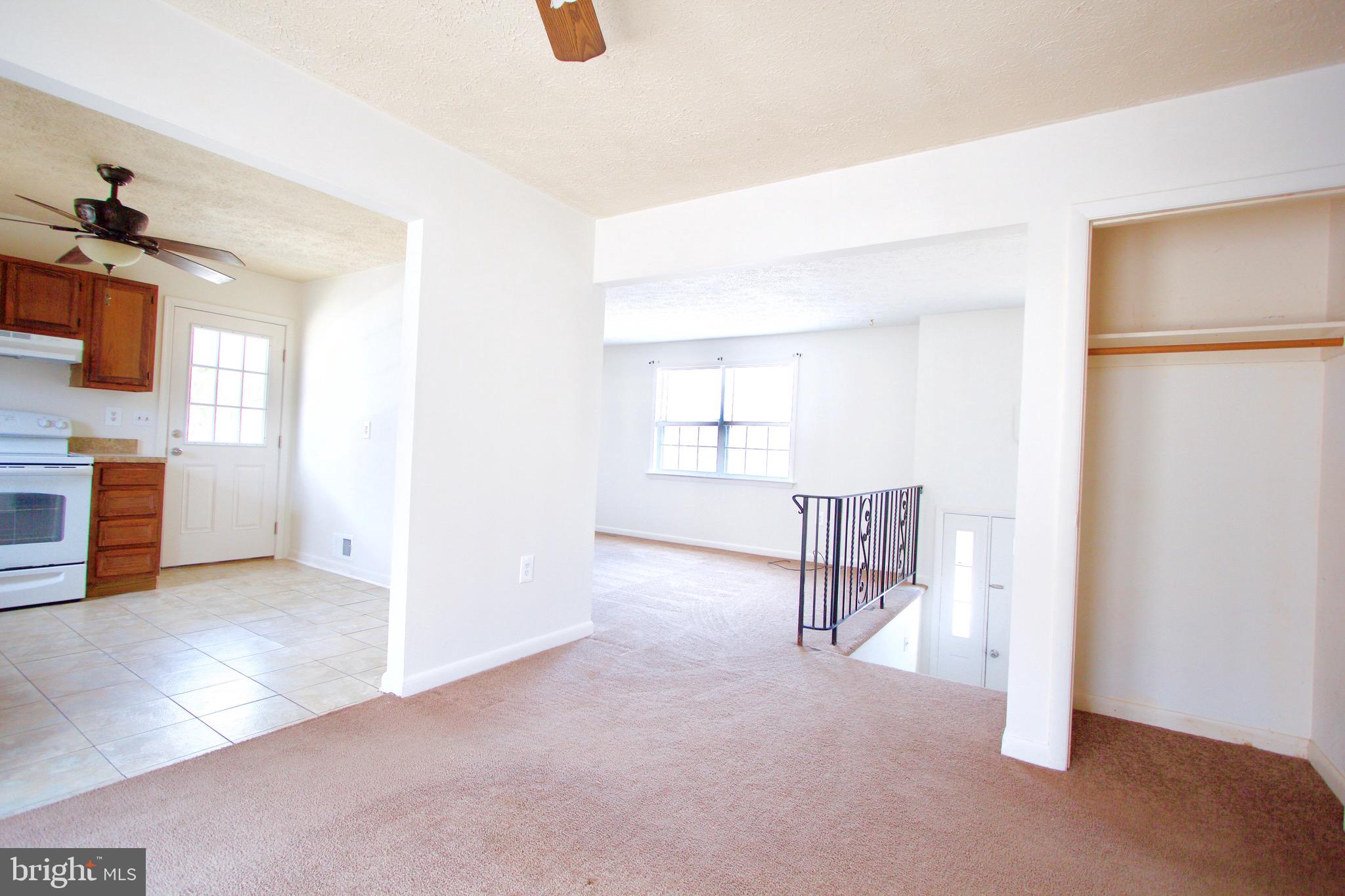 BEVERLY ESTATES - Residential Lease