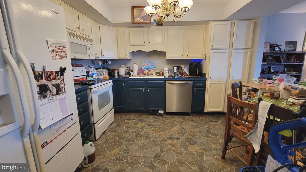 Photo of 43 Sunbrook Lane #6, HAGERSTOWN, MD 21742 (MLS # MDWA2034384)