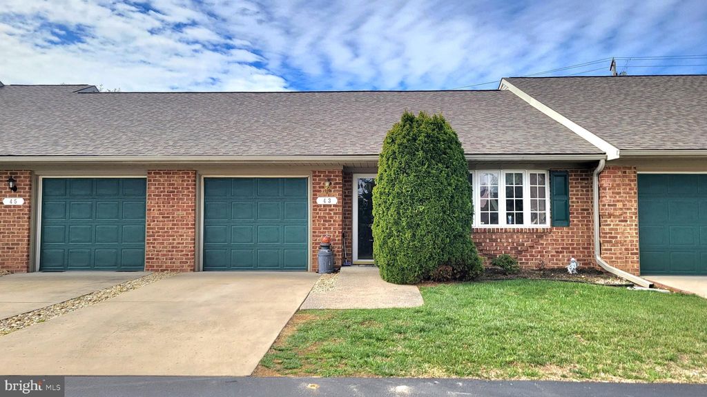 Photo of 43 Sunbrook Lane #6, HAGERSTOWN, MD 21742 (MLS # MDWA2034384)