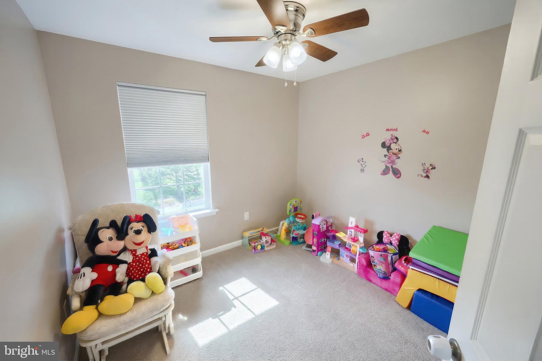 JACKSON HEIGHTS - Residential