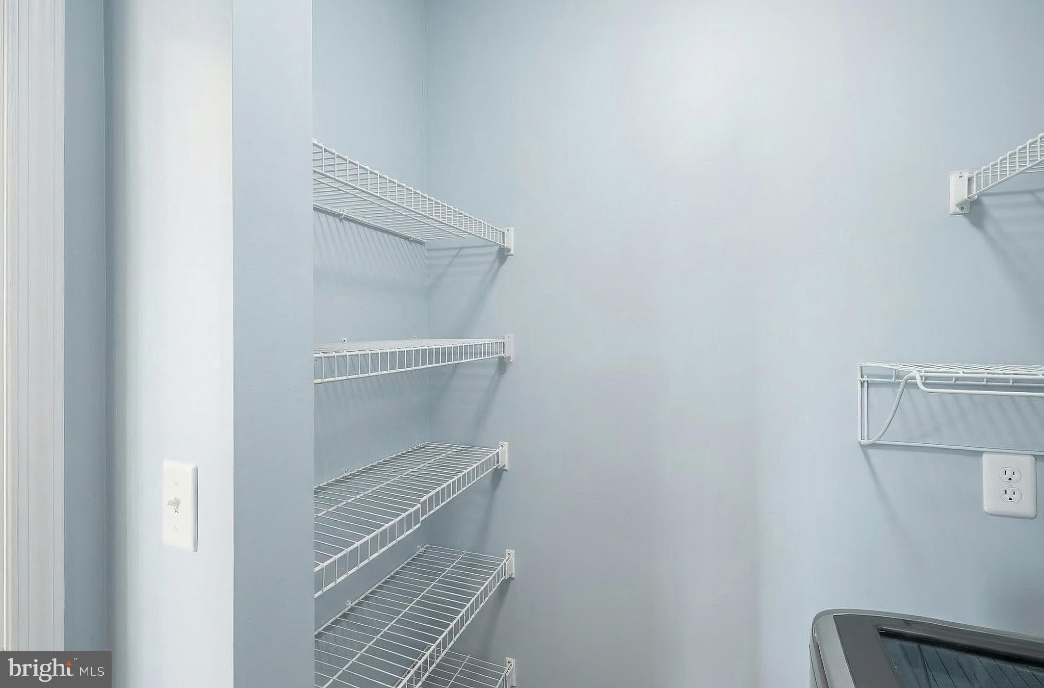 JACKSON HEIGHTS - Residential