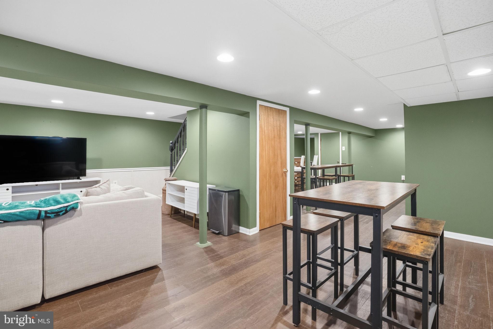 GLENSIDE - Residential