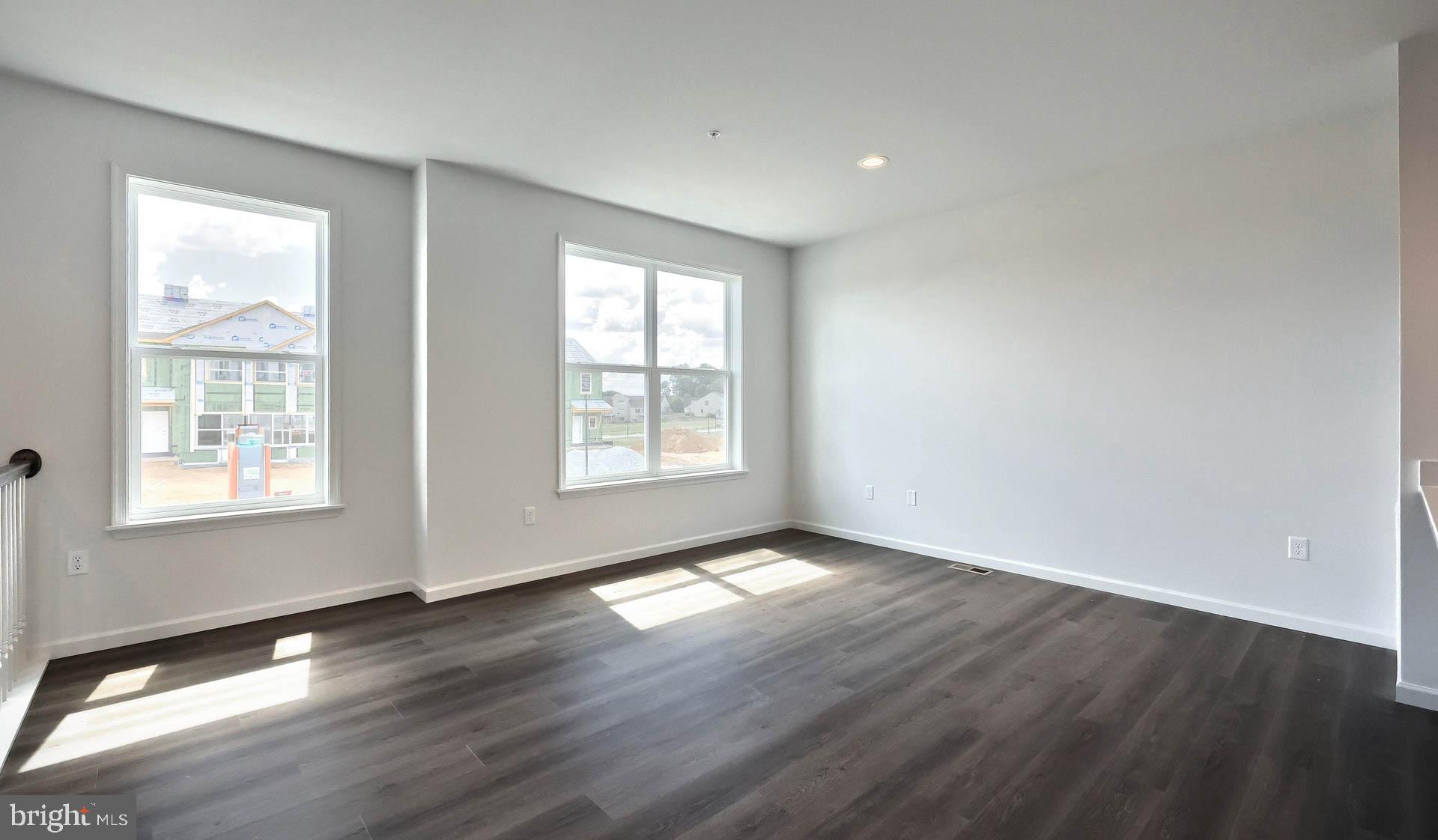 MERIDIAN HEIGHTS - Residential