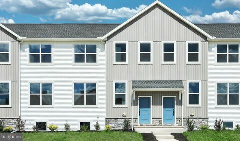 Photo of 77 N Conifer Drive, ELIZABETHTOWN, PA 17022 (MLS # PALA2076638)