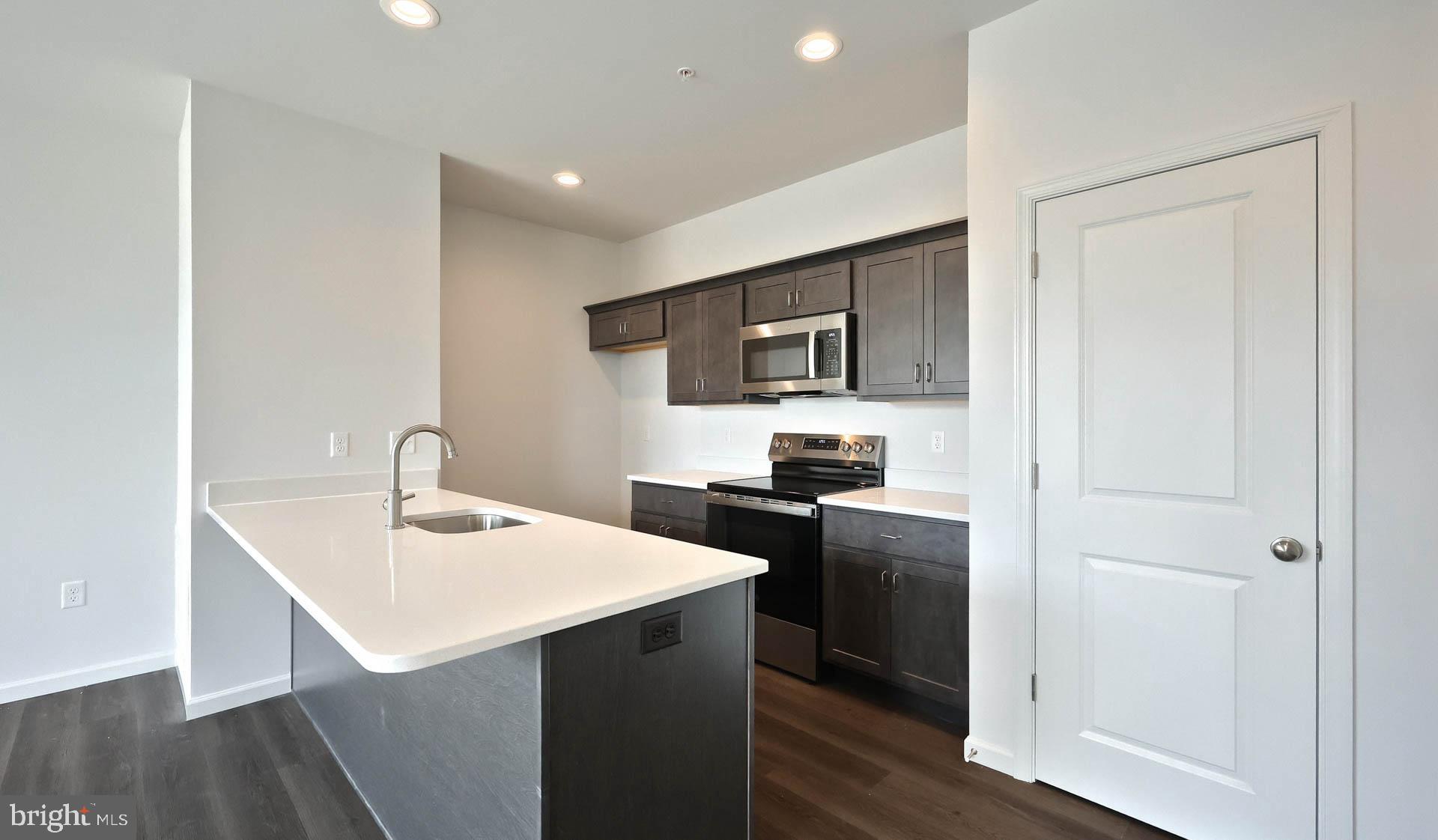 MERIDIAN HEIGHTS - Residential