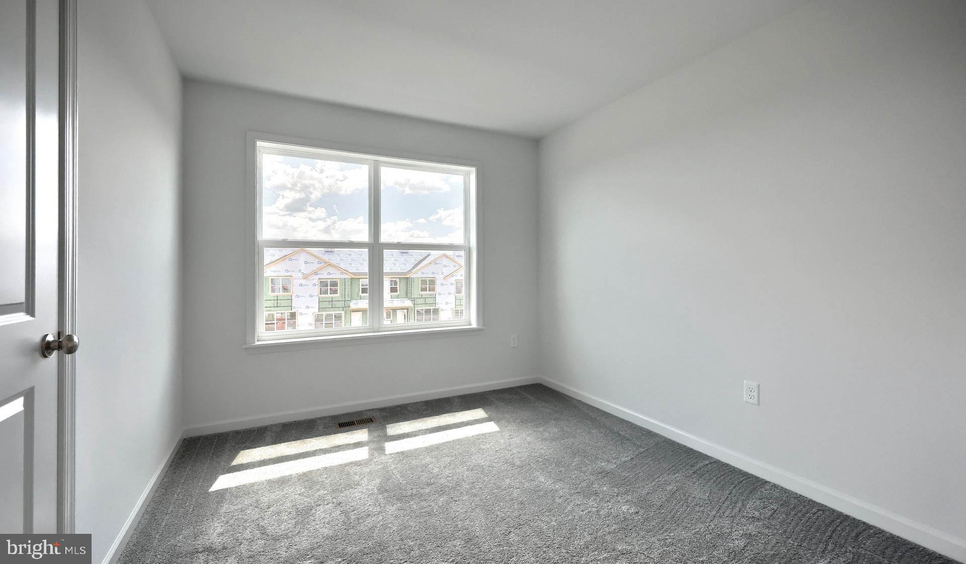 MERIDIAN HEIGHTS - Residential