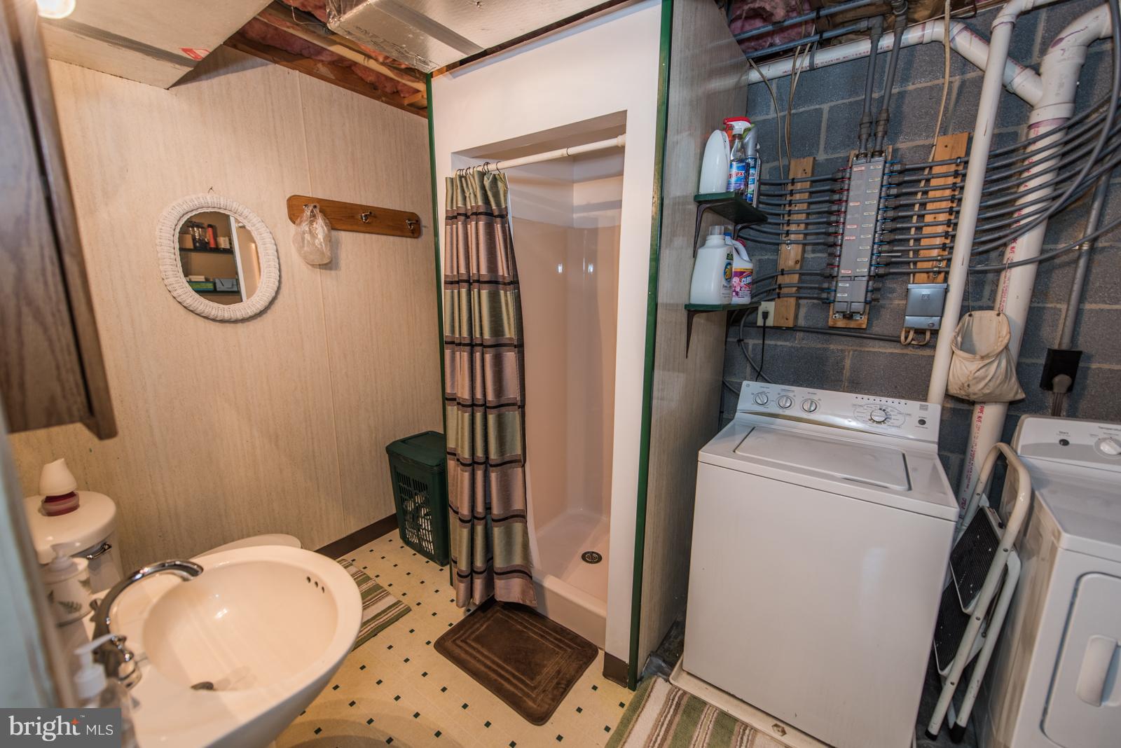 KEARNEYSVILLE - Residential